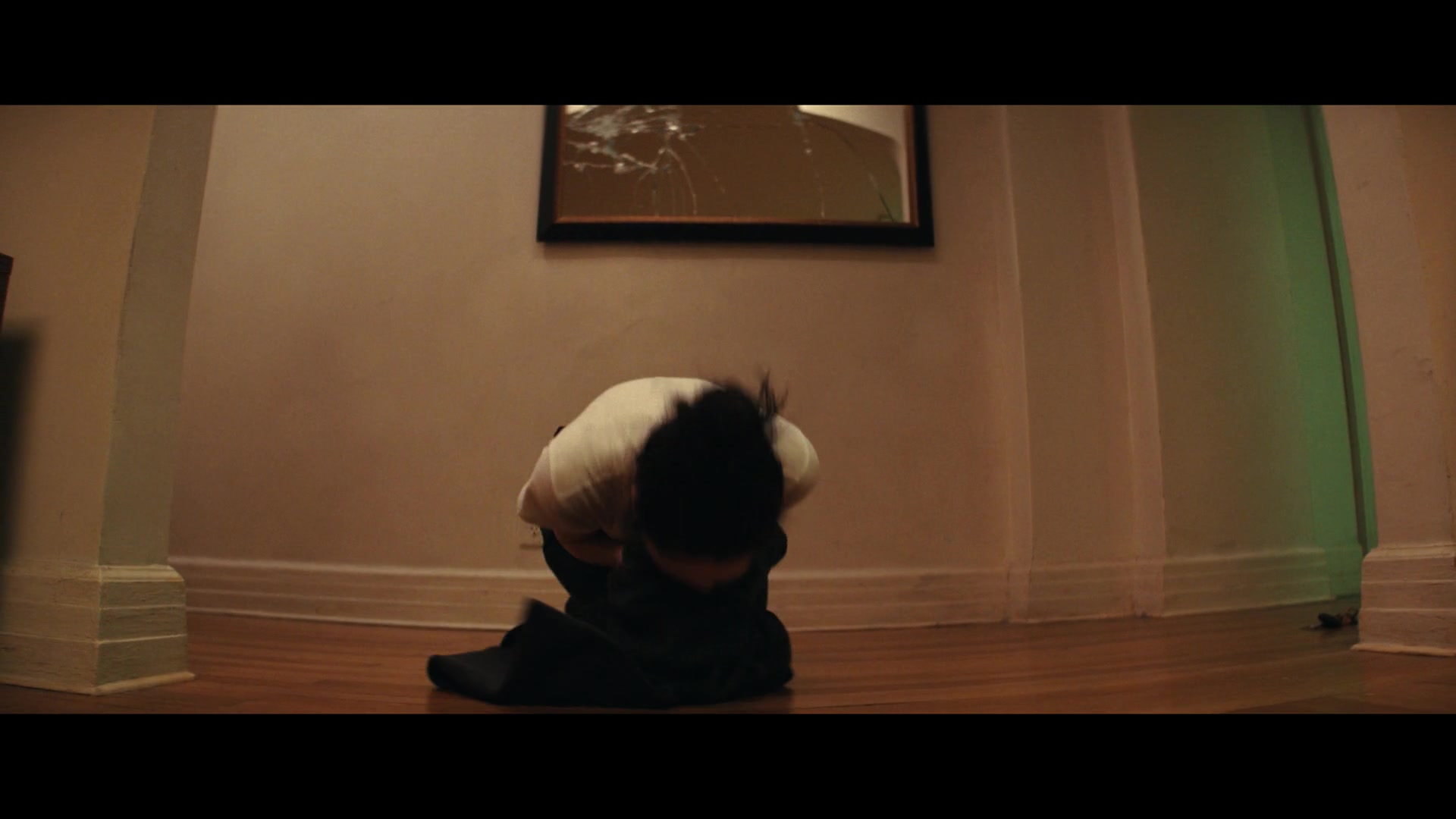 Furious_S01E05_Pick_a_Sticker_1080p_ERW_000955.jpg
