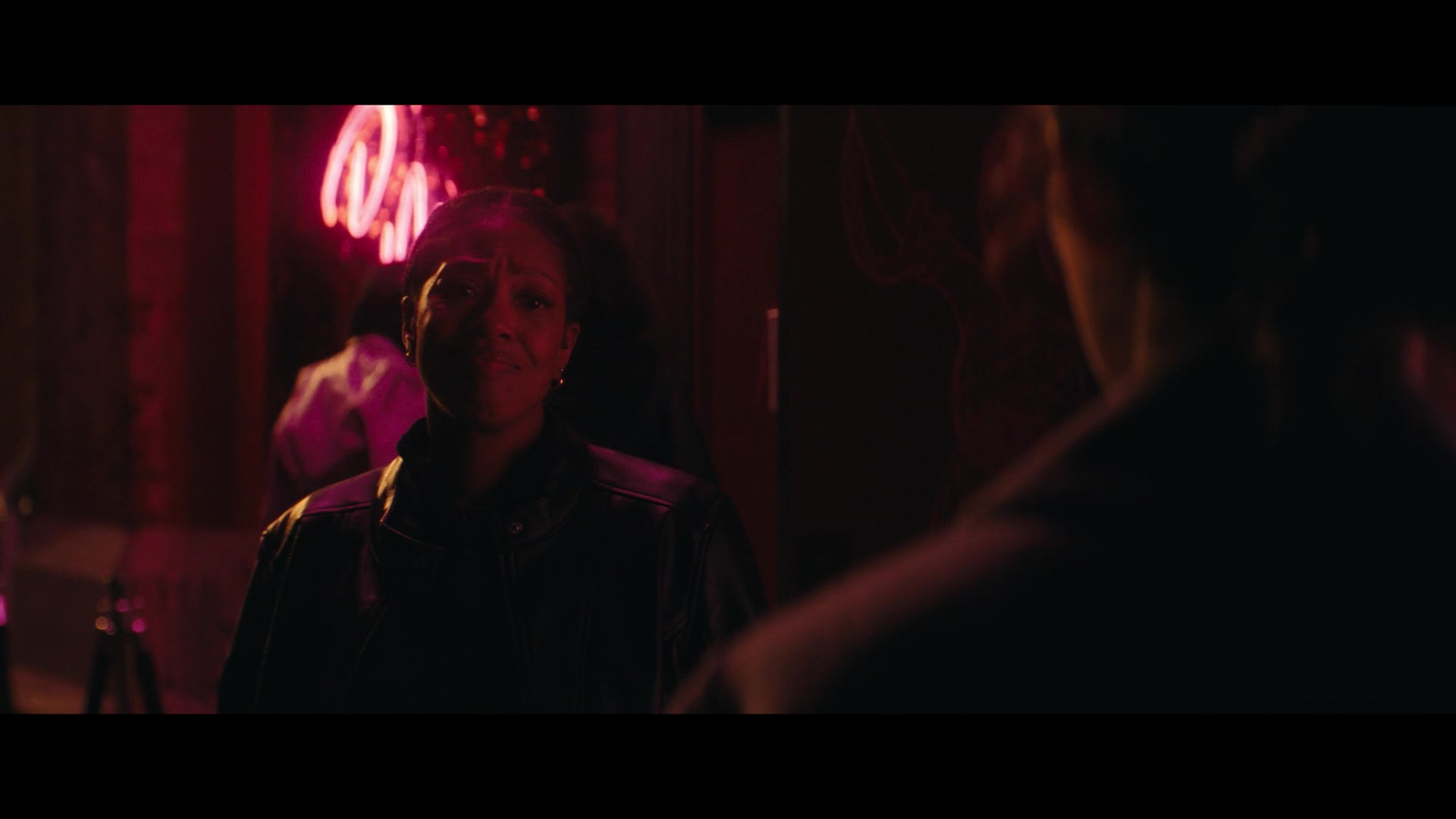 Furious_S01E05_Pick_a_Sticker_1080p_ERW_001224.jpg