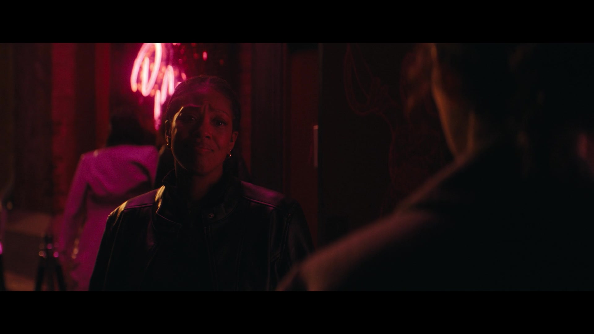 Furious_S01E05_Pick_a_Sticker_1080p_ERW_001228.jpg