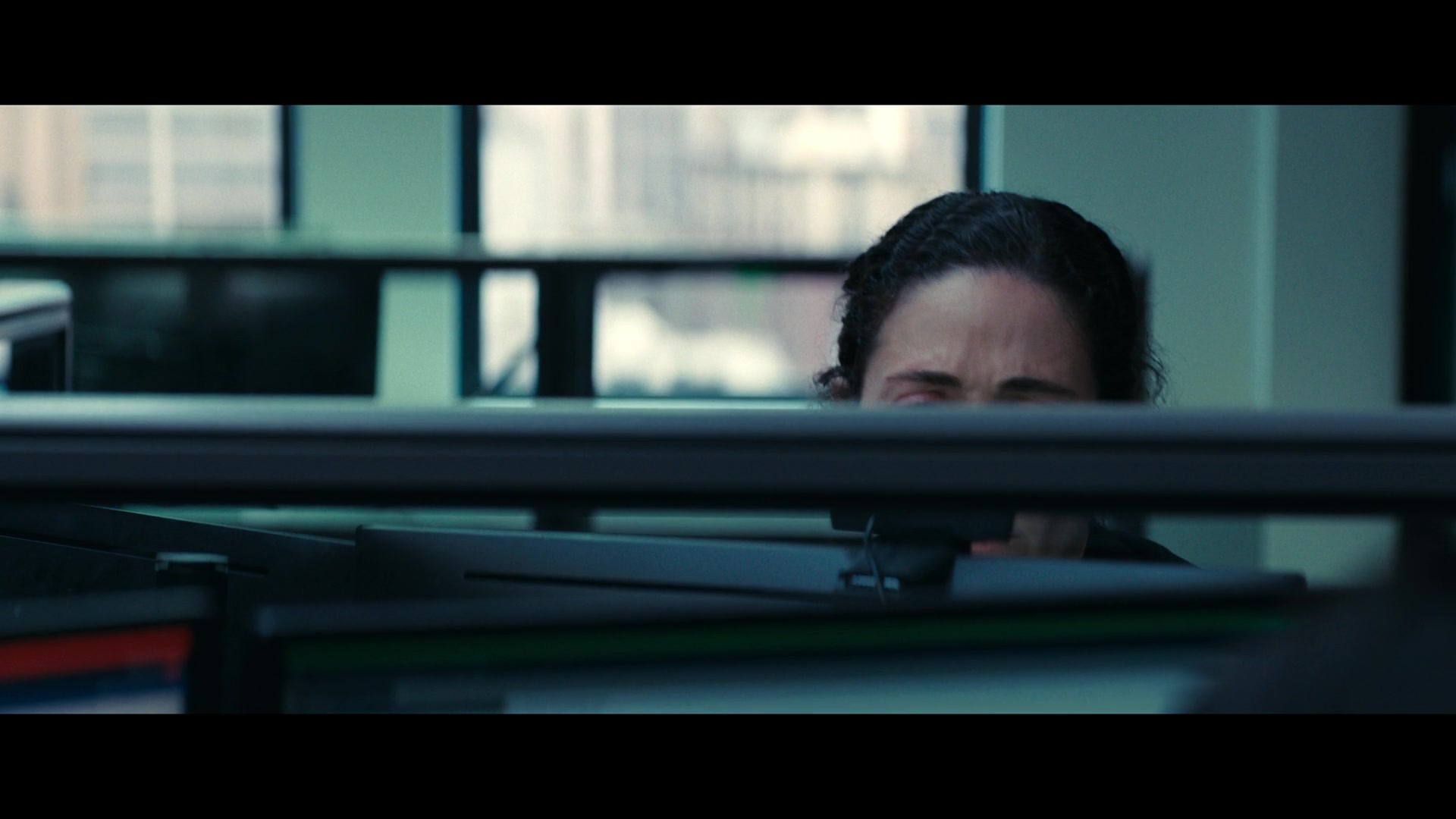 Furious_S01E05_Pick_a_Sticker_1080p_ERW_002025.jpg