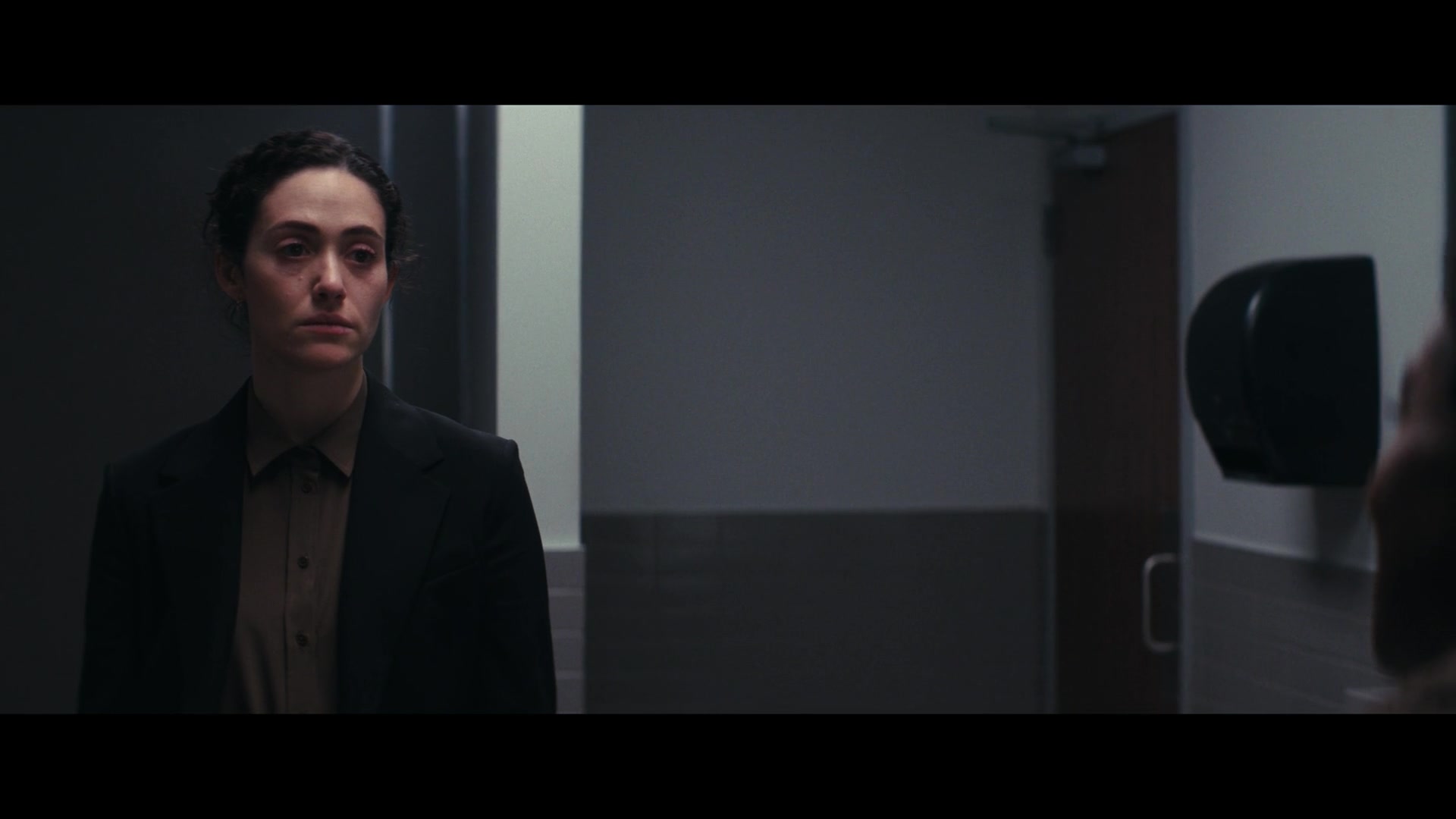 Furious_S01E05_Pick_a_Sticker_1080p_ERW_002708.jpg