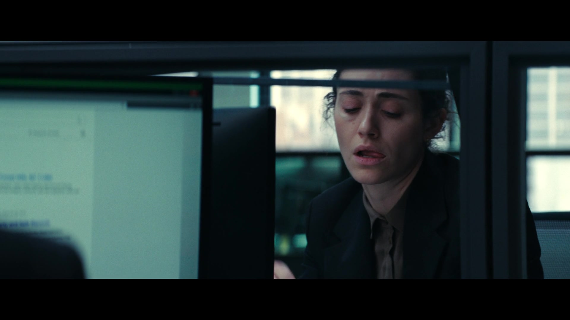Furious_S01E05_Pick_a_Sticker_1080p_ERW_002750.jpg