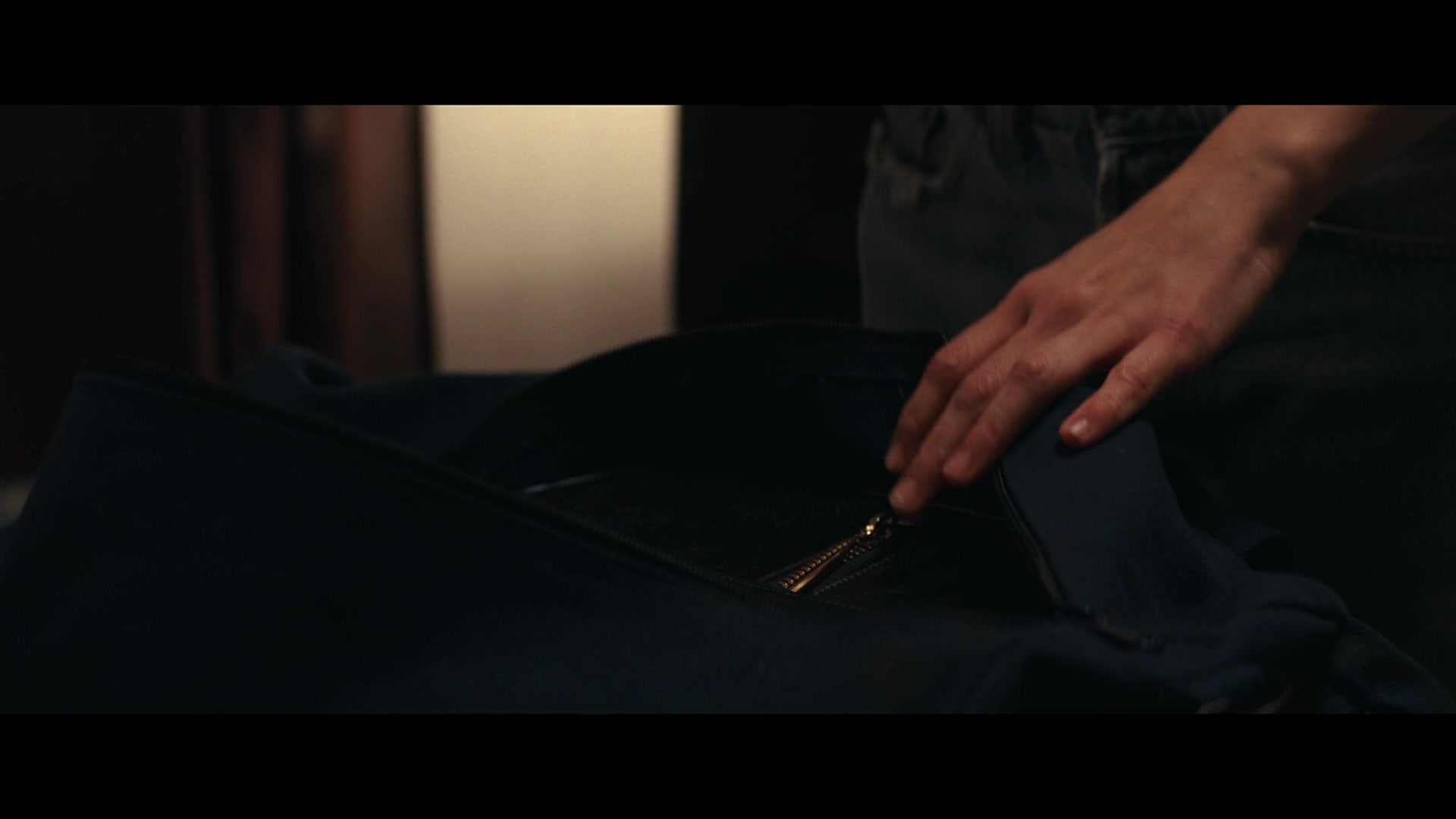 Furious_S01E05_Pick_a_Sticker_1080p_ERW_003939.jpg