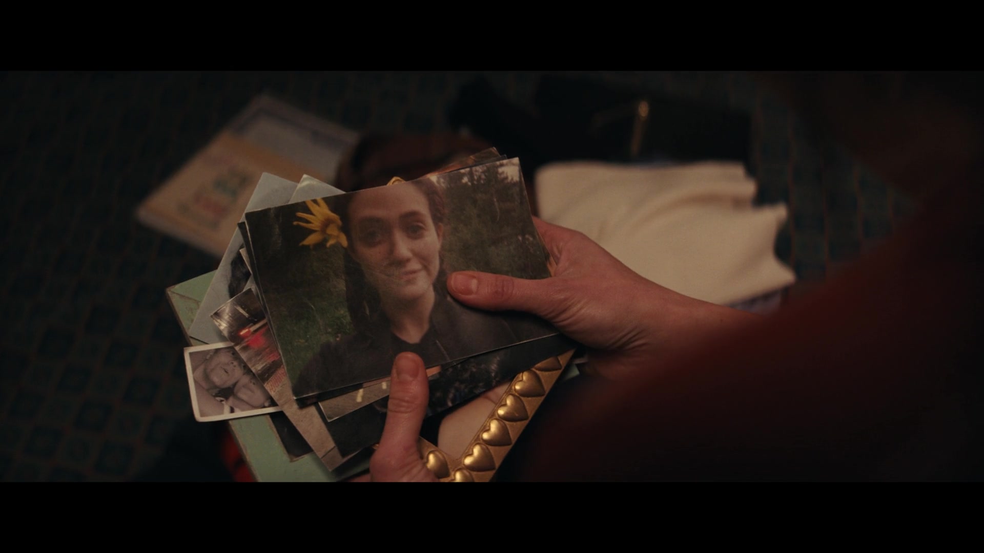 Furious_S01E05_Pick_a_Sticker_1080p_ERW_003971.jpg
