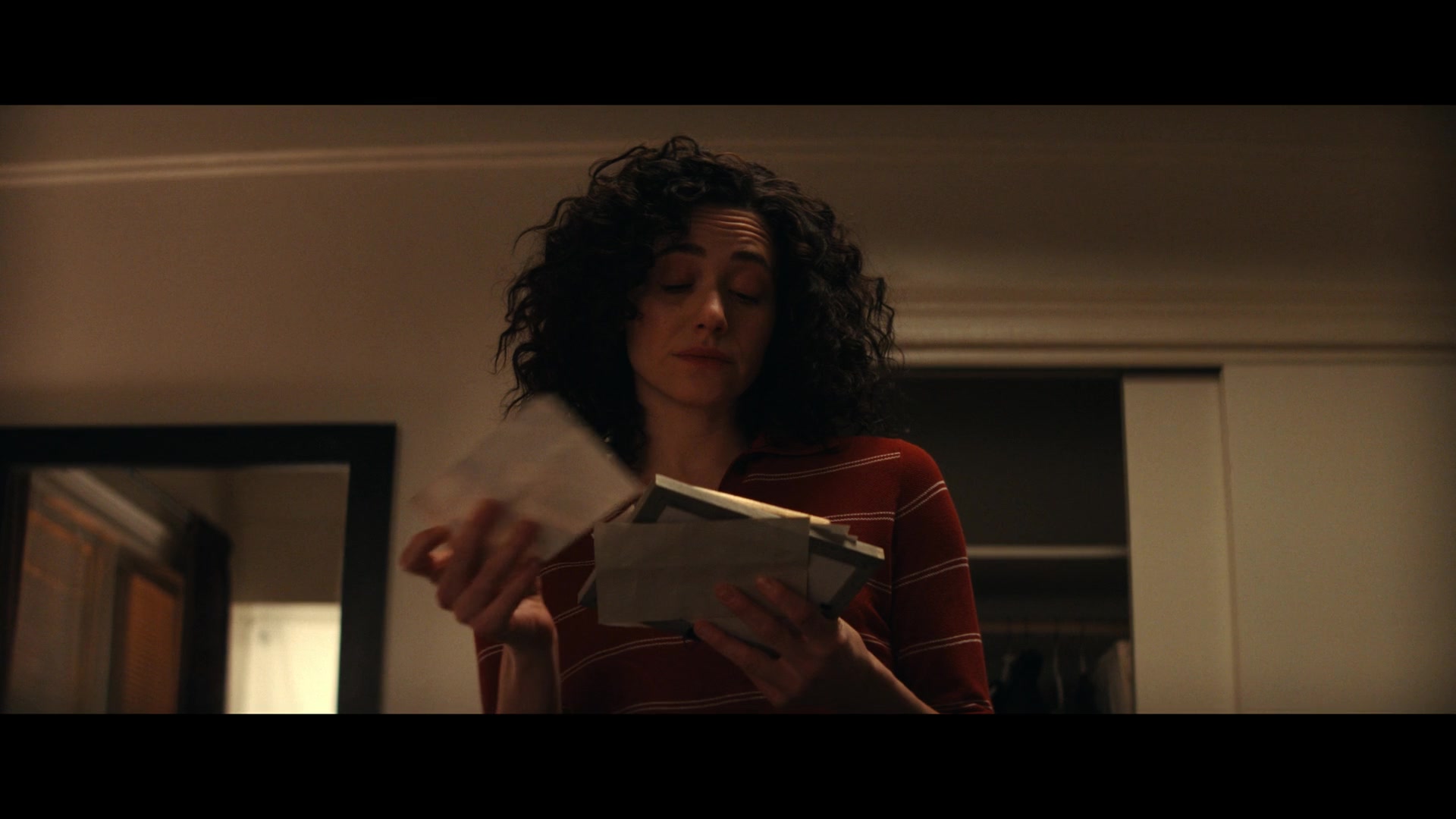 Furious_S01E05_Pick_a_Sticker_1080p_ERW_004004.jpg