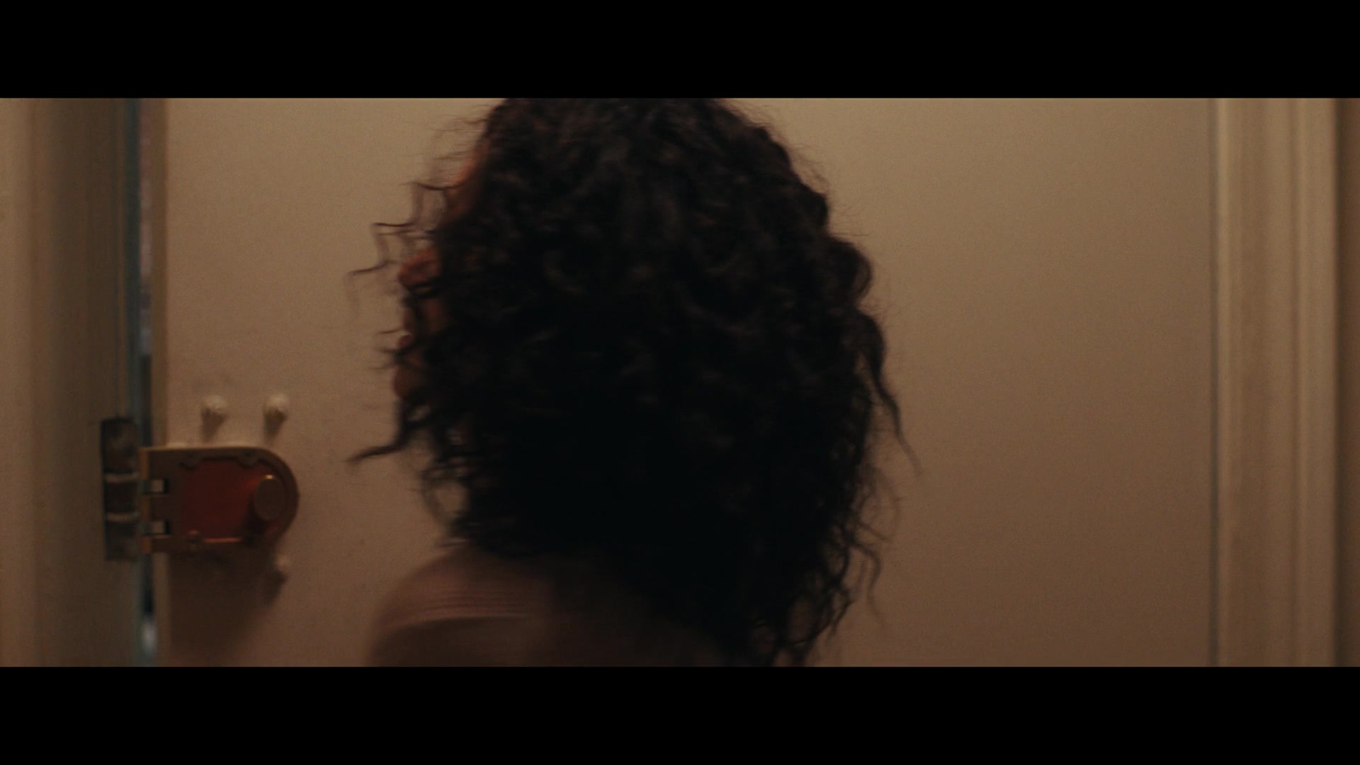 Furious_S01E05_Pick_a_Sticker_1080p_ERW_004071.jpg
