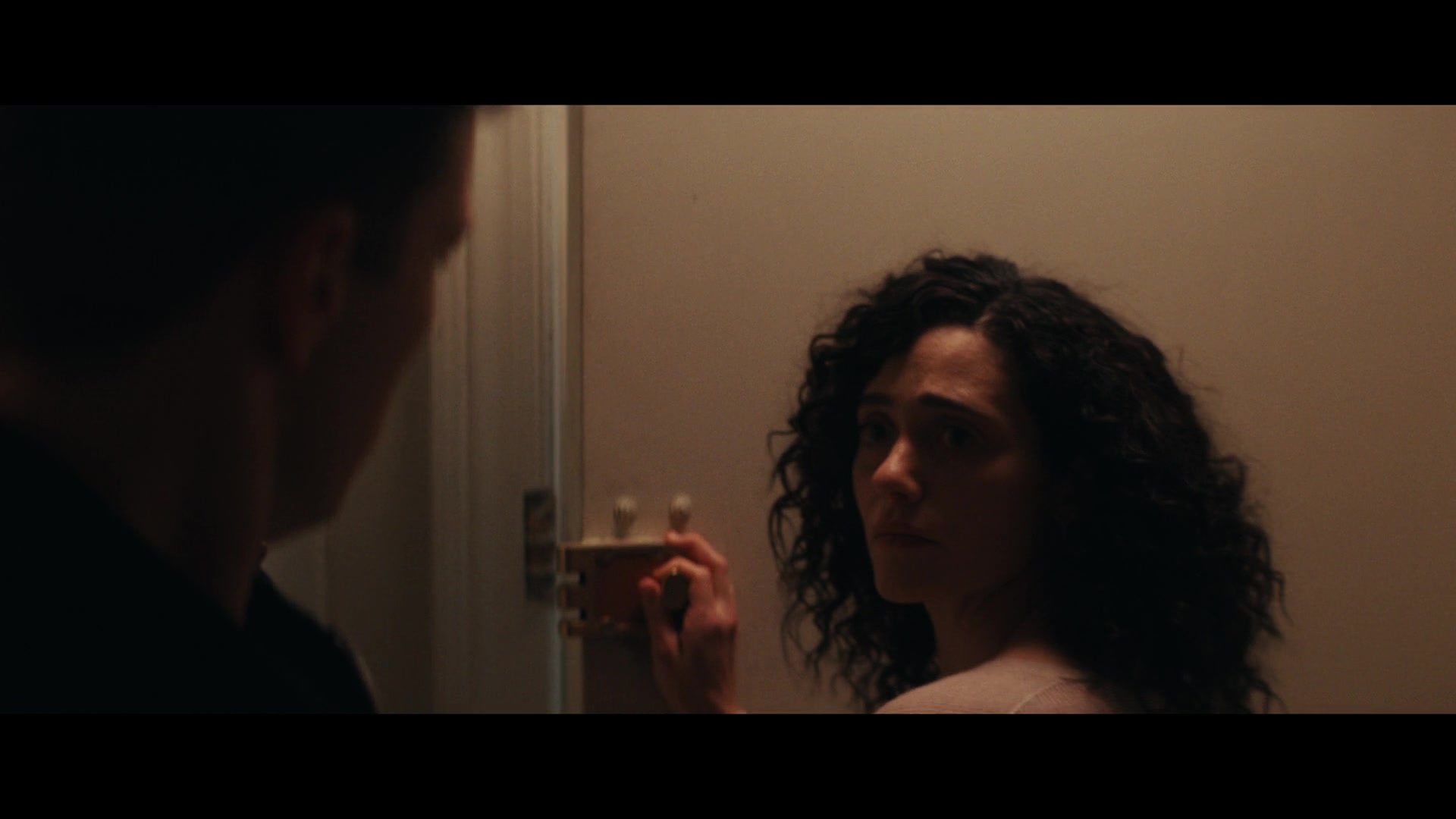 Furious_S01E05_Pick_a_Sticker_1080p_ERW_004138.jpg