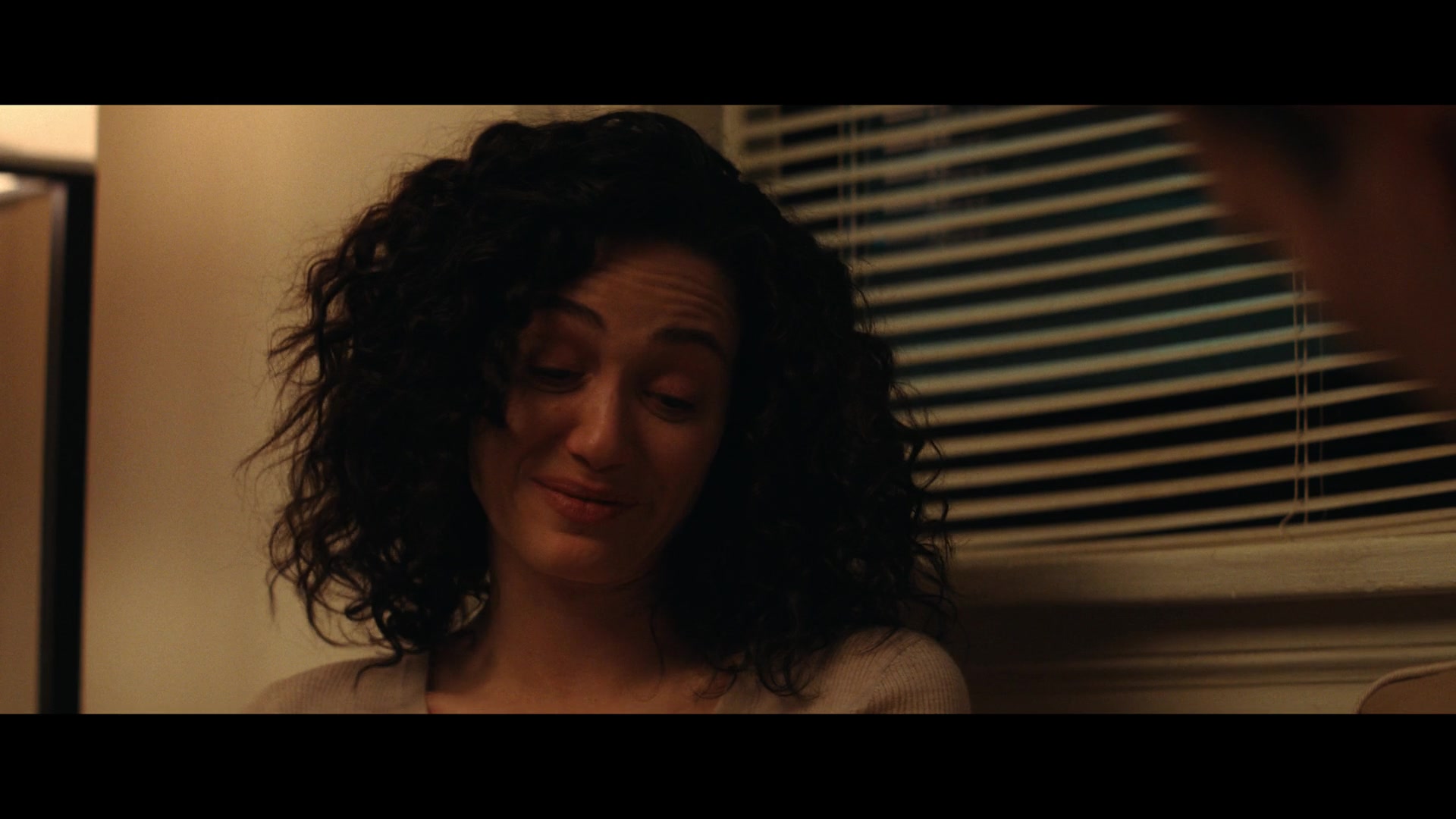 Furious_S01E05_Pick_a_Sticker_1080p_ERW_004406.jpg