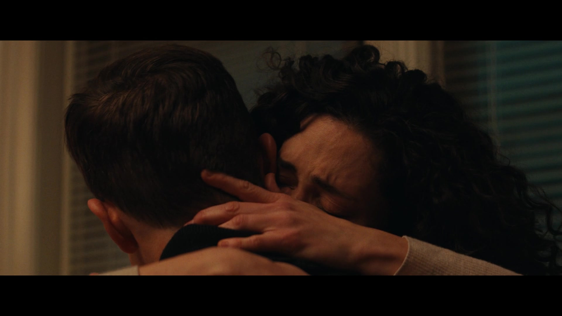 Furious_S01E05_Pick_a_Sticker_1080p_ERW_004459.jpg