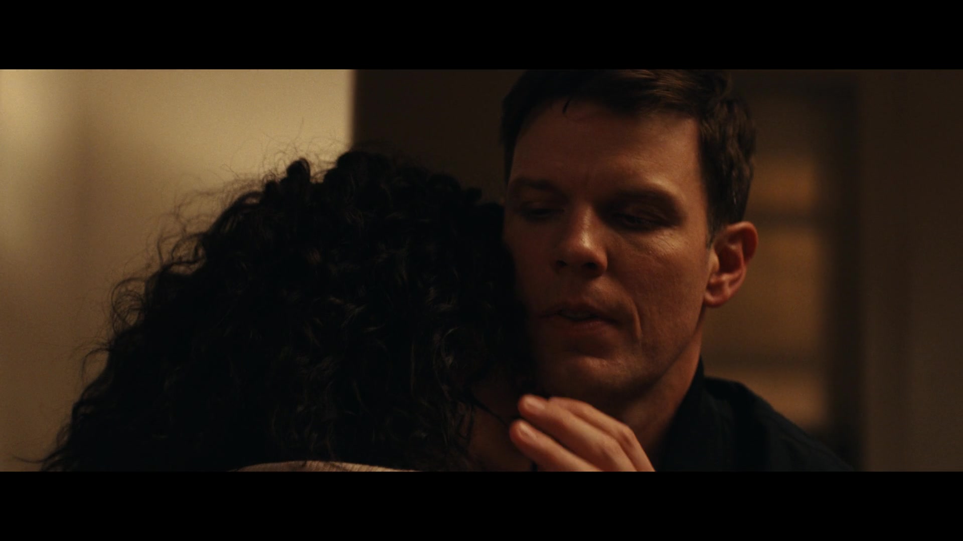 Furious_S01E05_Pick_a_Sticker_1080p_ERW_004482.jpg