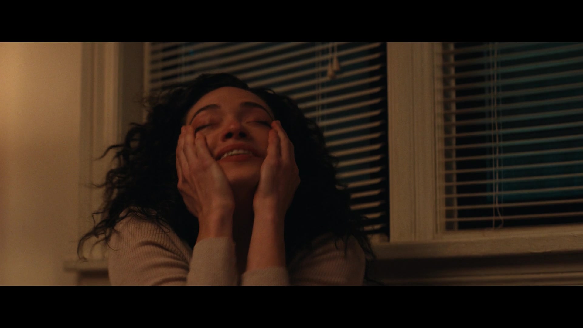 Furious_S01E05_Pick_a_Sticker_1080p_ERW_004503.jpg