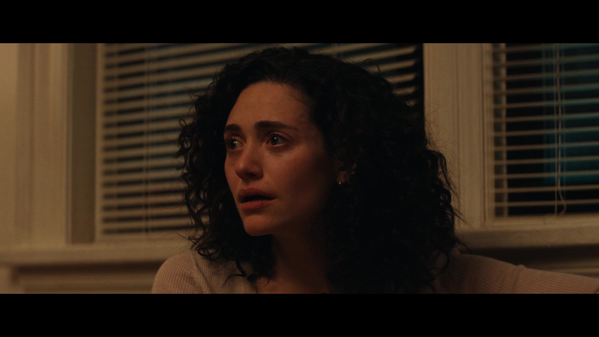 Furious_S01E05_Pick_a_Sticker_1080p_ERW_004643.jpg