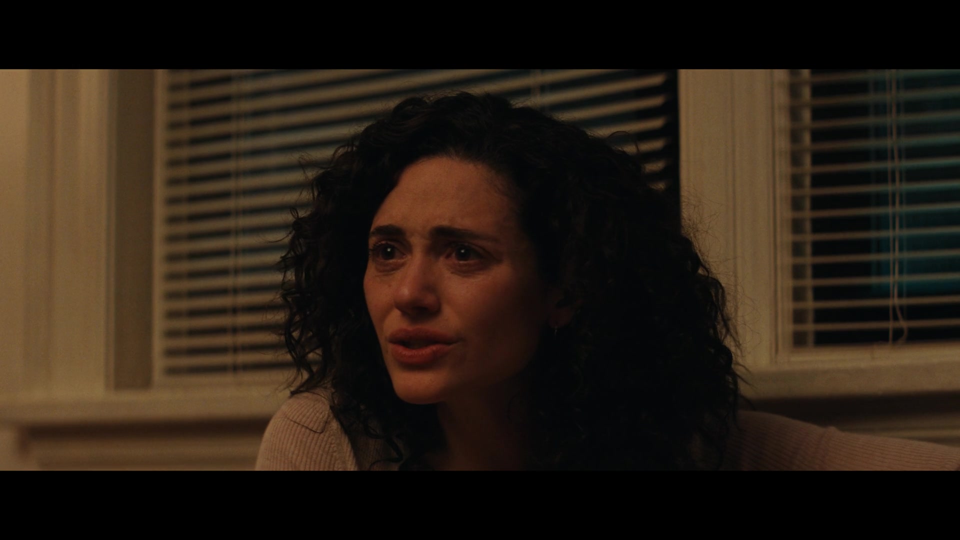 Furious_S01E05_Pick_a_Sticker_1080p_ERW_004653.jpg