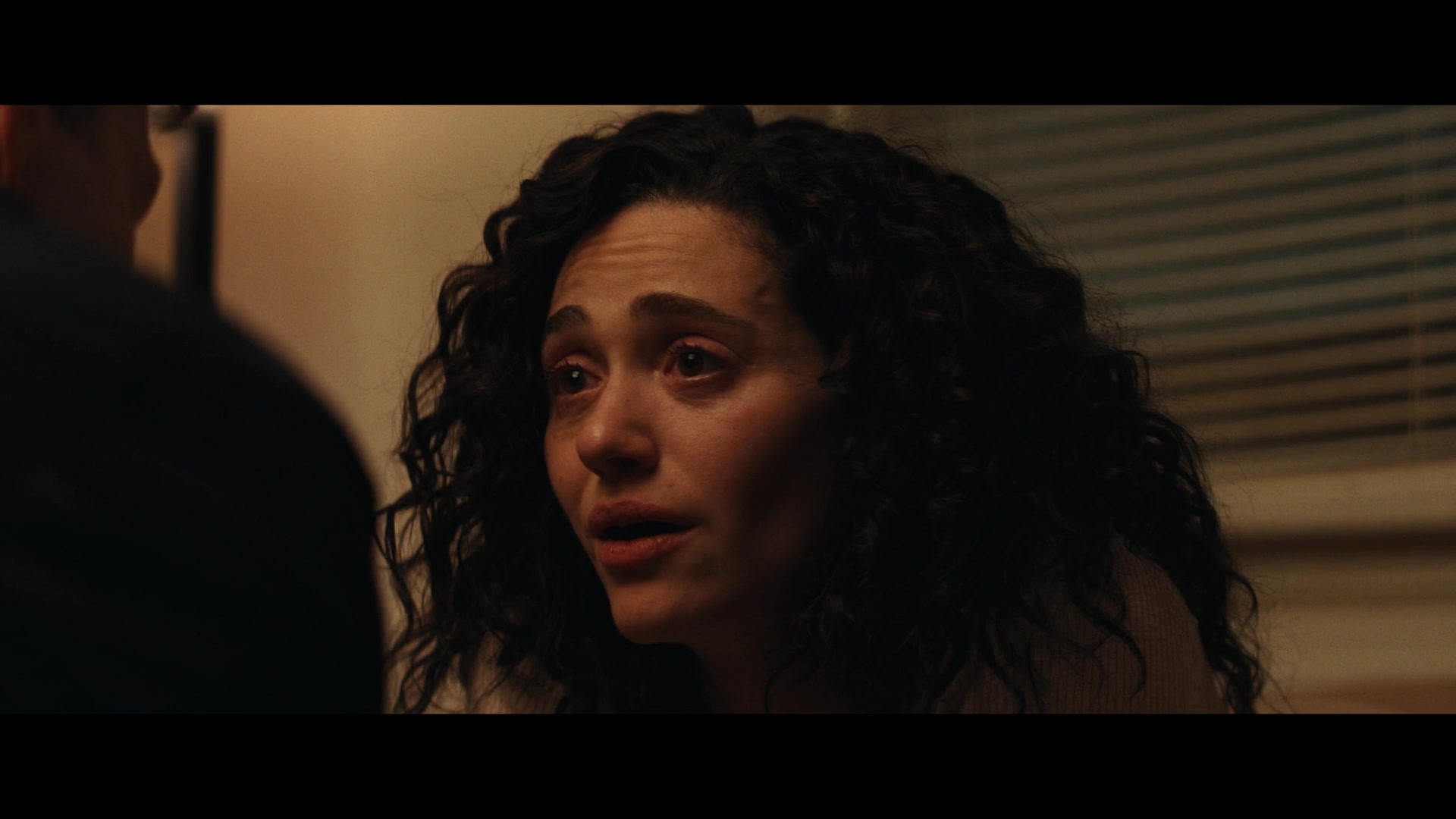 Furious_S01E05_Pick_a_Sticker_1080p_ERW_004711.jpg