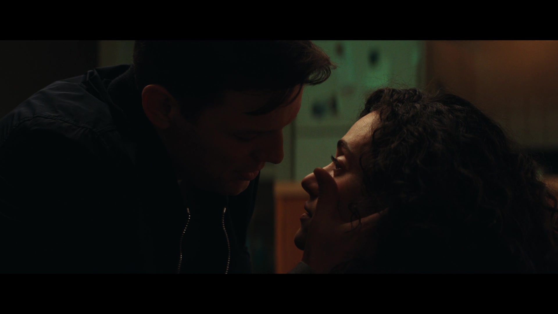 Furious_S01E05_Pick_a_Sticker_1080p_ERW_004816.jpg