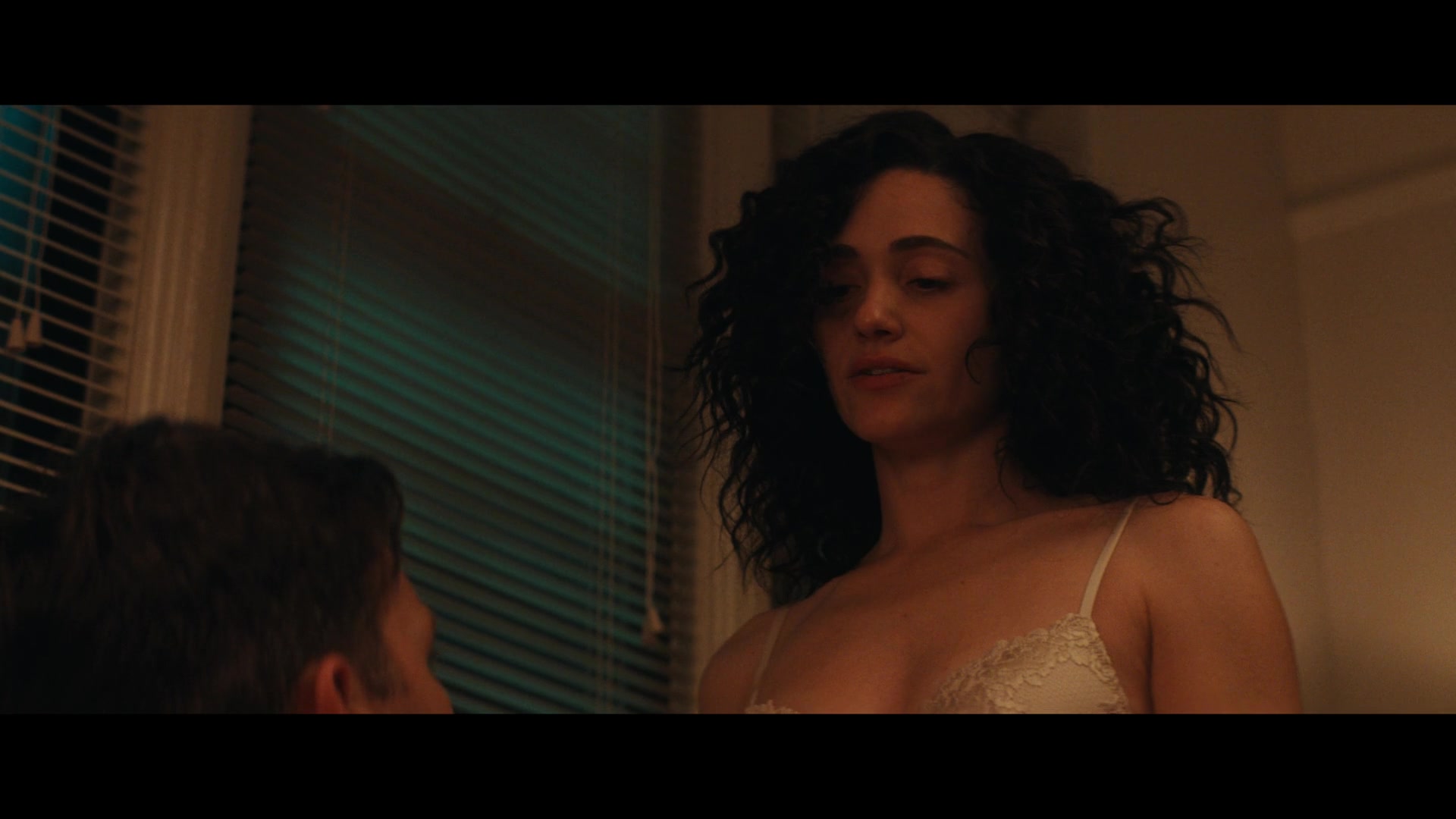 Furious_S01E05_Pick_a_Sticker_1080p_ERW_005006.jpg