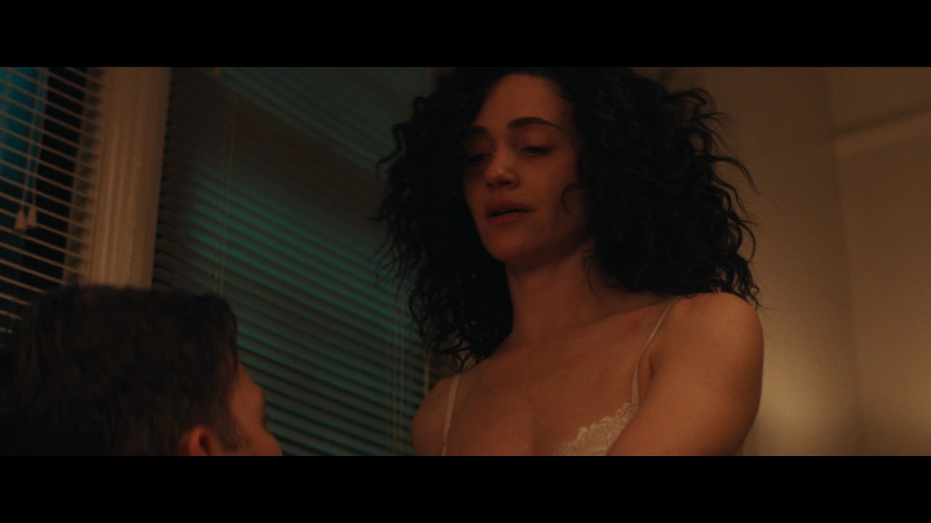 Furious_S01E05_Pick_a_Sticker_1080p_ERW_005008.jpg