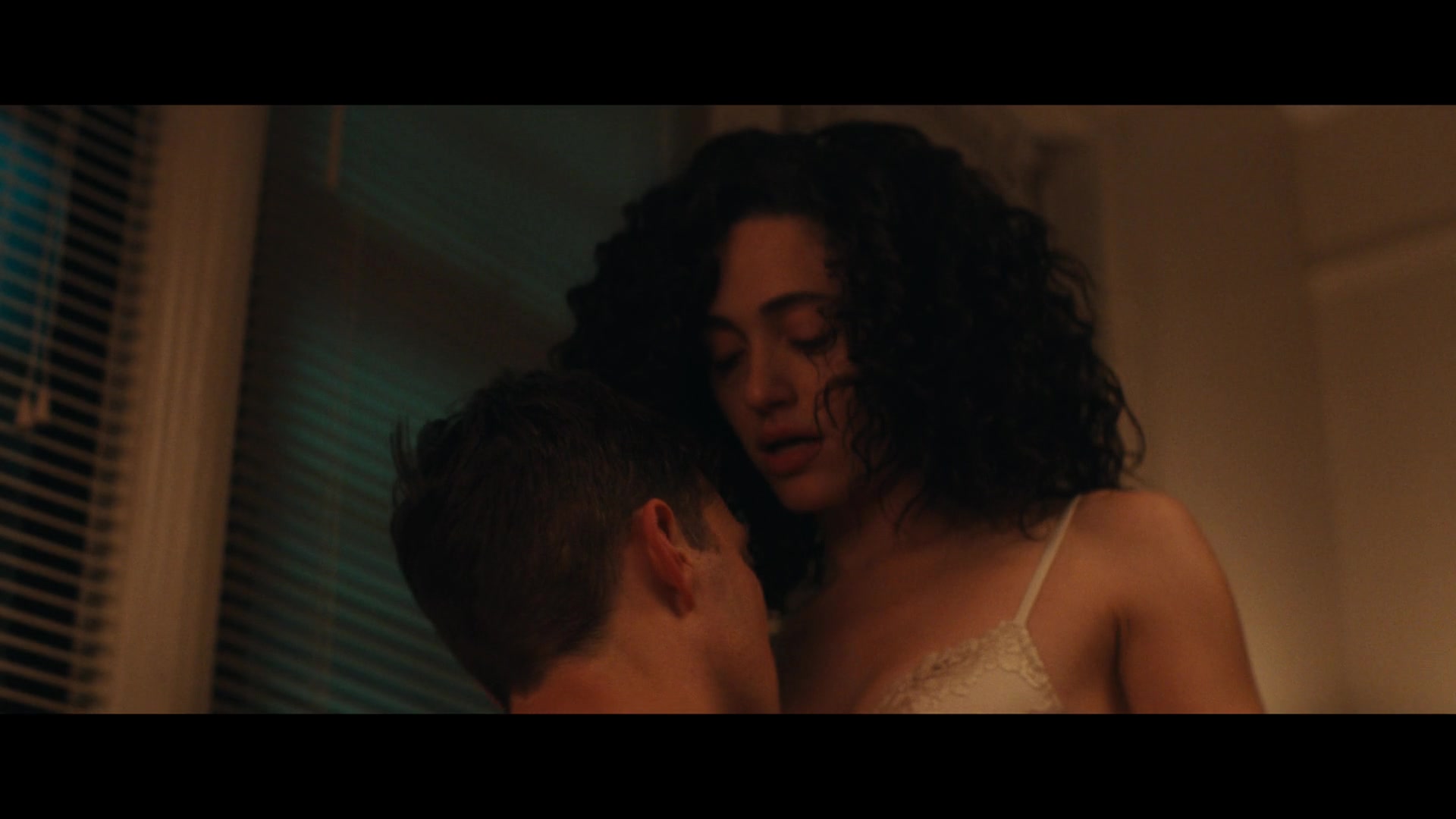 Furious_S01E05_Pick_a_Sticker_1080p_ERW_005024.jpg
