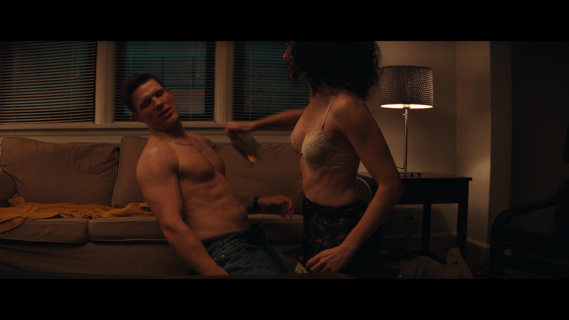 Furious_S01E05_Pick_a_Sticker_1080p_ERW_005118.jpg