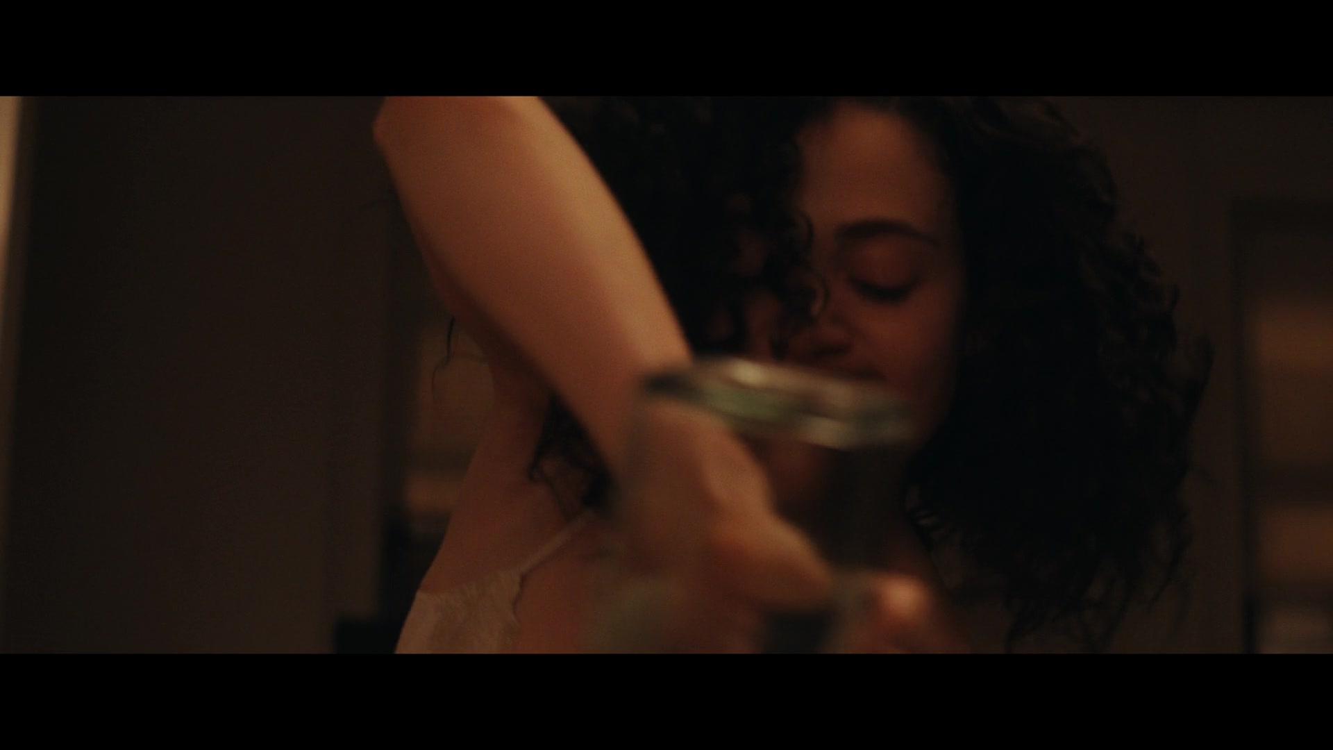 Furious_S01E05_Pick_a_Sticker_1080p_ERW_005167.jpg