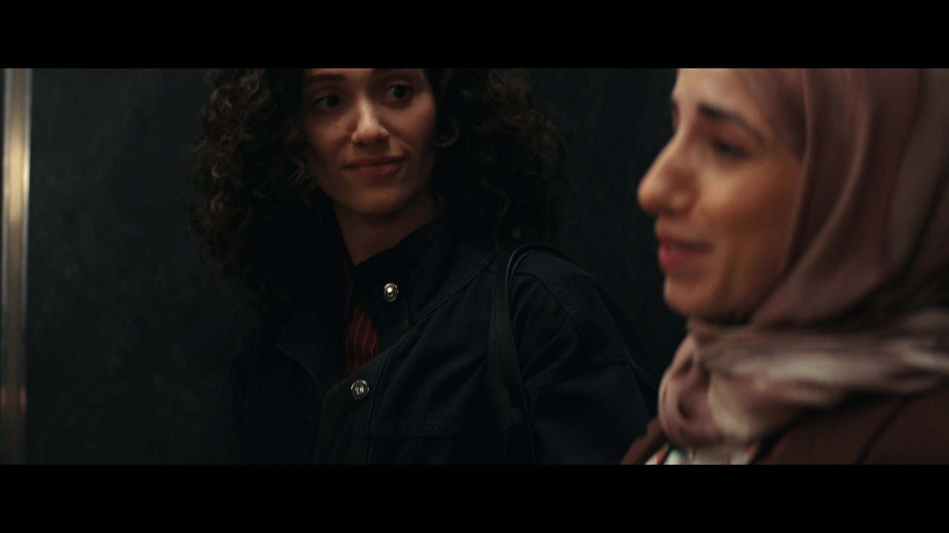 Furious_S01E05_Pick_a_Sticker_1080p_ERW_006532.jpg