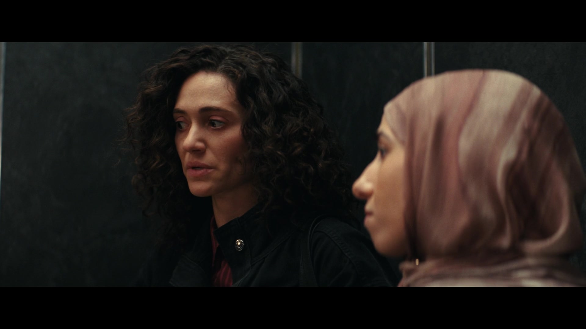 Furious_S01E05_Pick_a_Sticker_1080p_ERW_006561.jpg