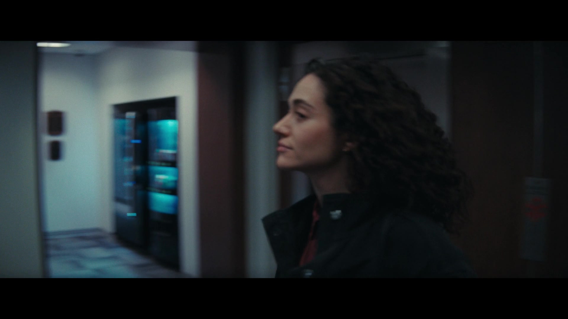Furious_S01E05_Pick_a_Sticker_1080p_ERW_006637.jpg