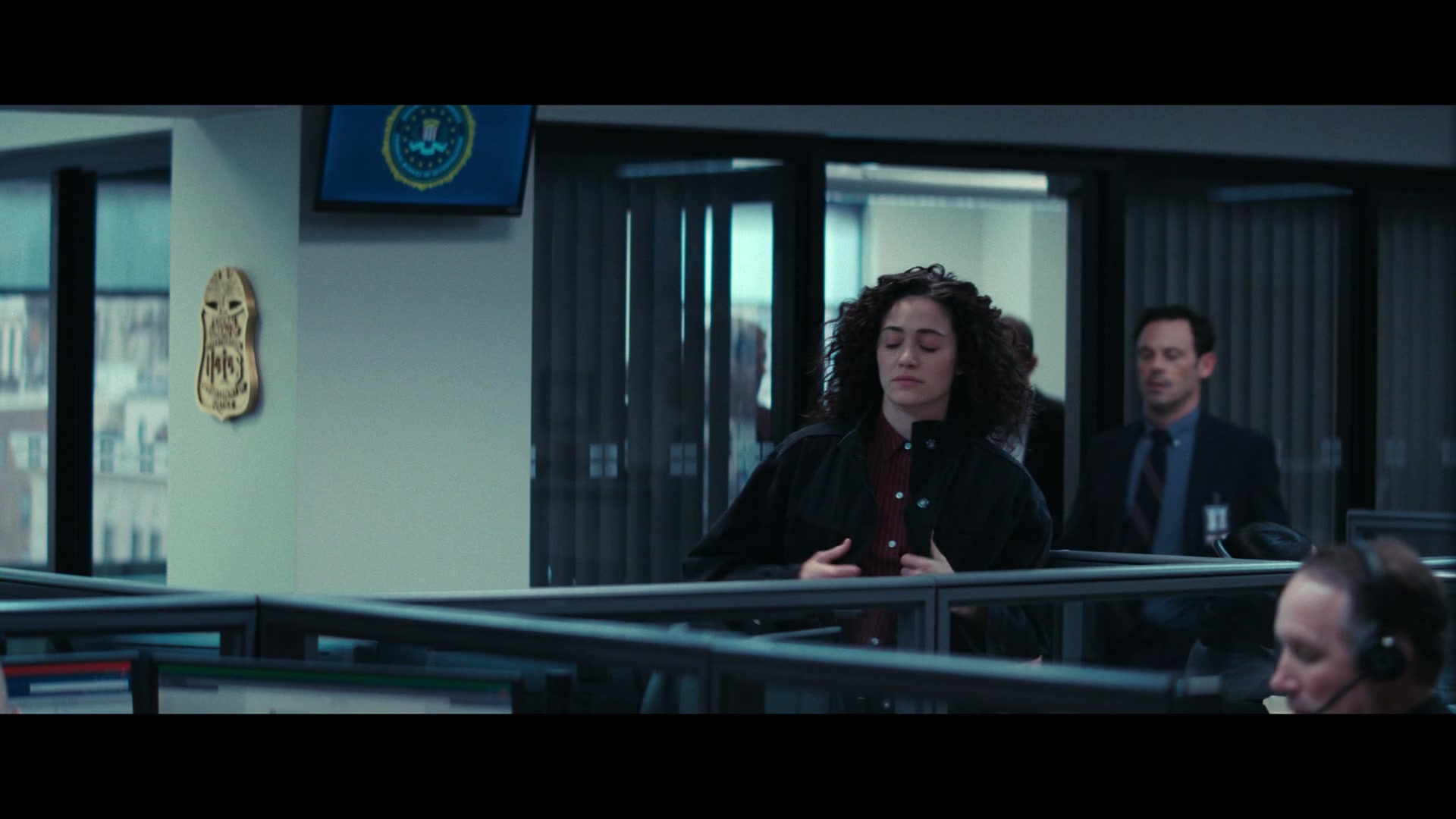Furious_S01E05_Pick_a_Sticker_1080p_ERW_006671.jpg