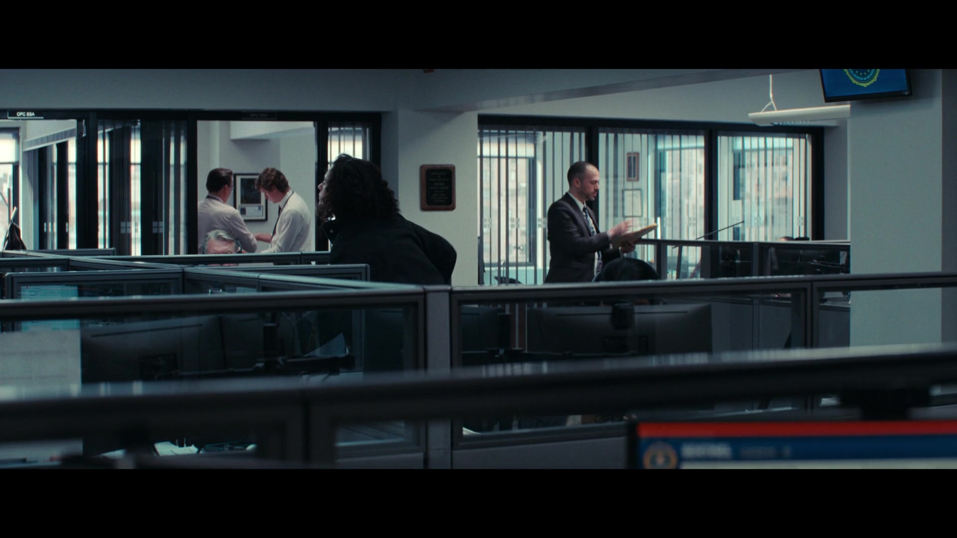 Furious_S01E05_Pick_a_Sticker_1080p_ERW_007002.jpg