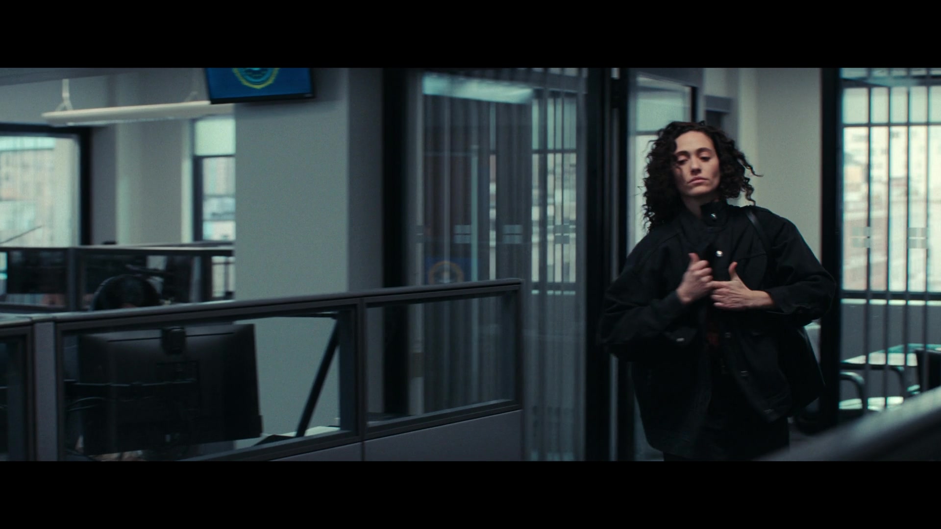 Furious_S01E05_Pick_a_Sticker_1080p_ERW_007011.jpg