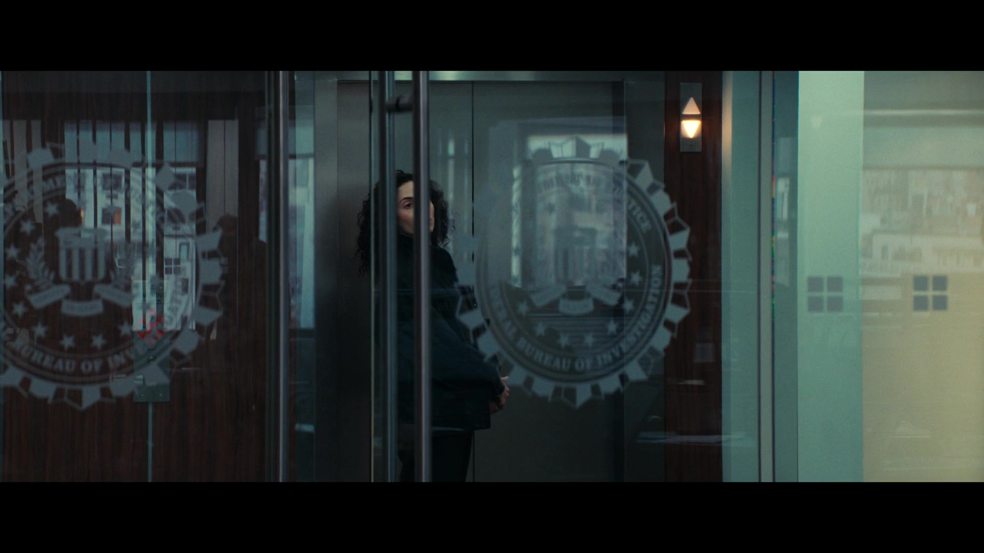 Furious_S01E05_Pick_a_Sticker_1080p_ERW_007063.jpg