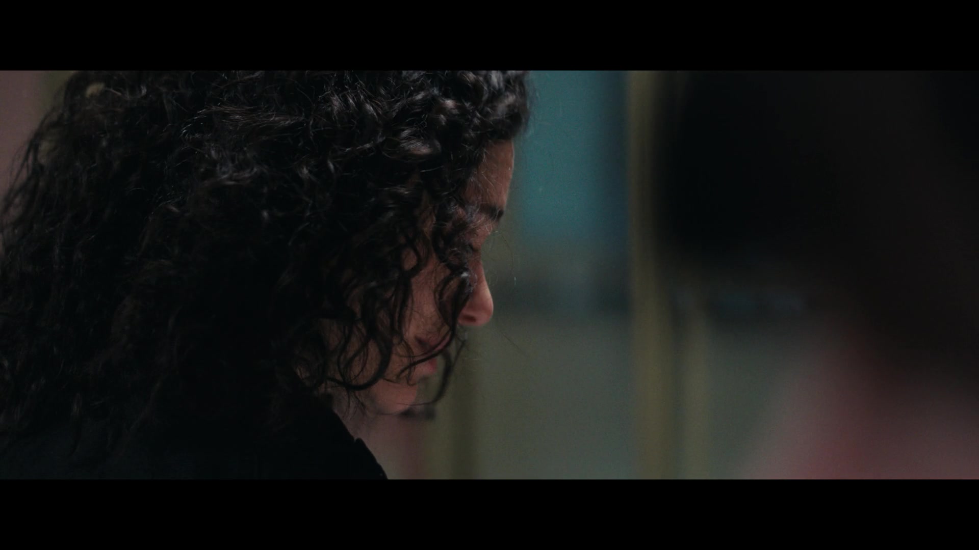 Furious_S01E06_They_Make_a_Noise_Like_Feathers_1080p_ERW_000835.jpg