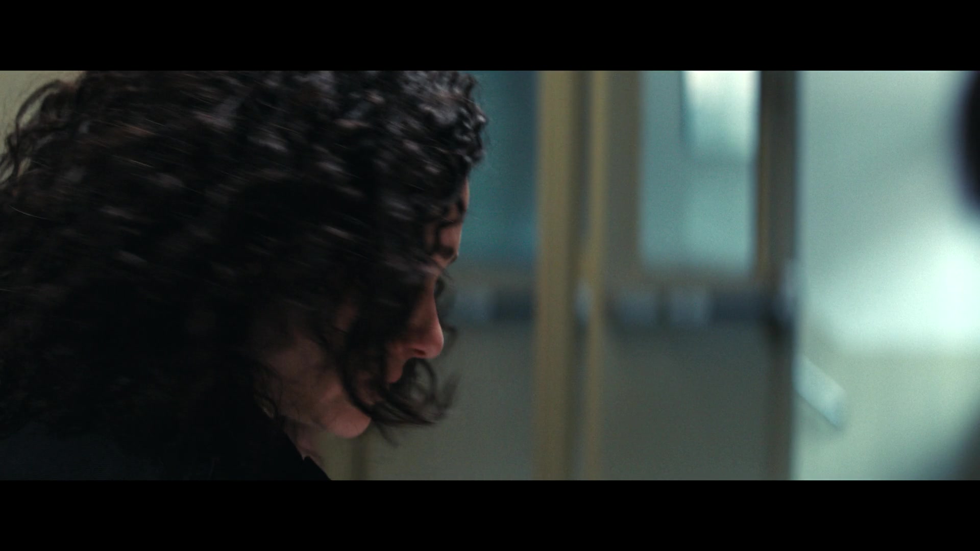 Furious_S01E06_They_Make_a_Noise_Like_Feathers_1080p_ERW_000884.jpg