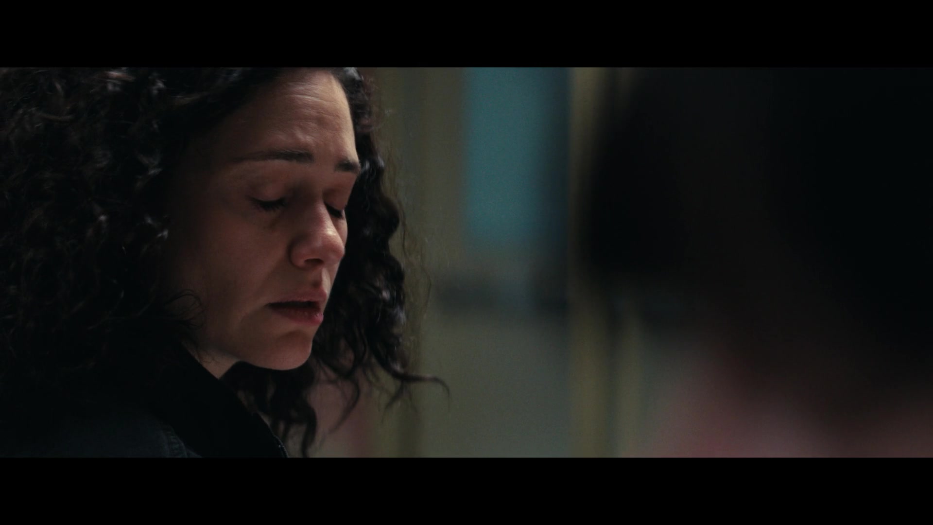 Furious_S01E06_They_Make_a_Noise_Like_Feathers_1080p_ERW_000898.jpg