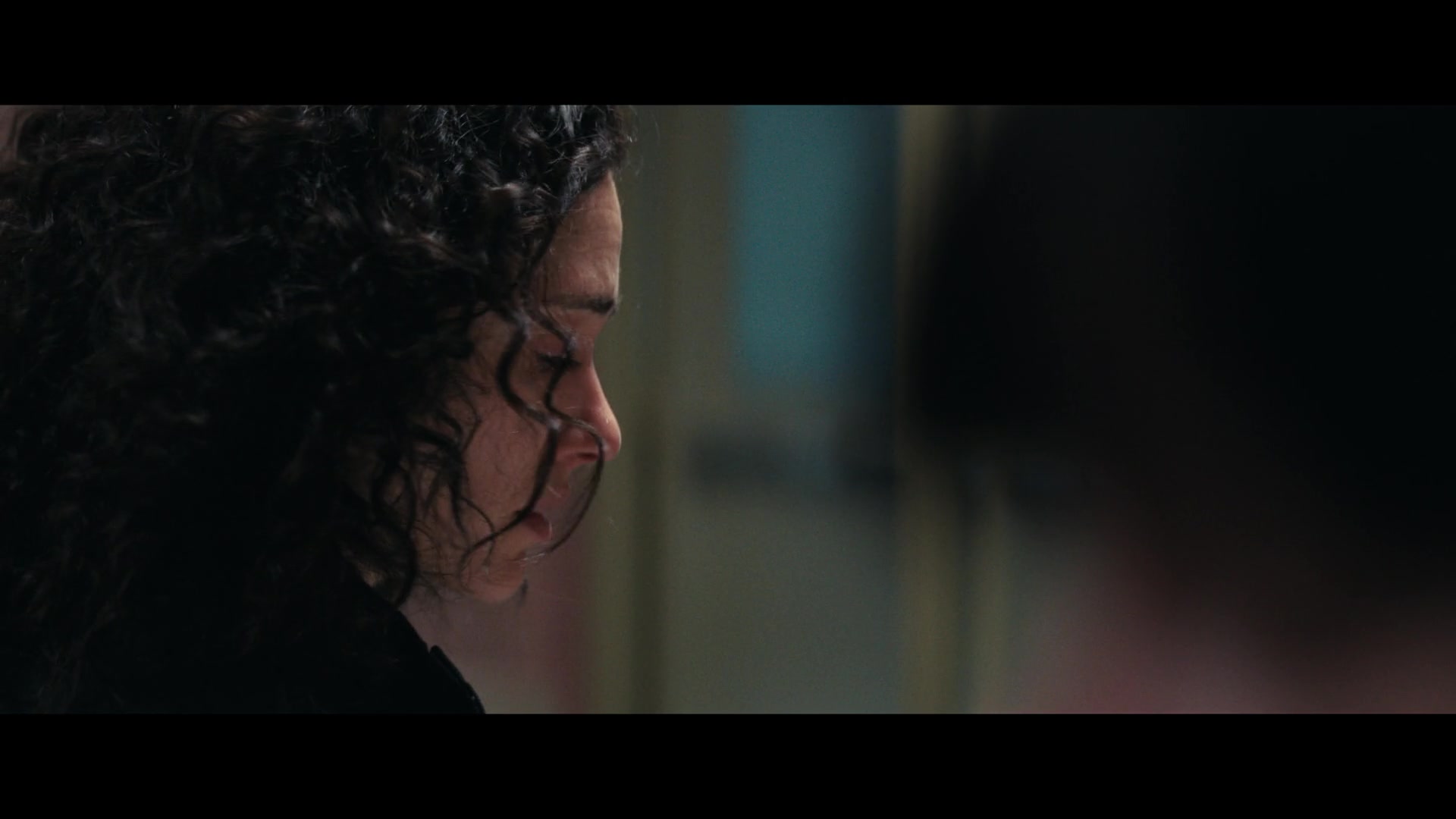 Furious_S01E06_They_Make_a_Noise_Like_Feathers_1080p_ERW_000899.jpg