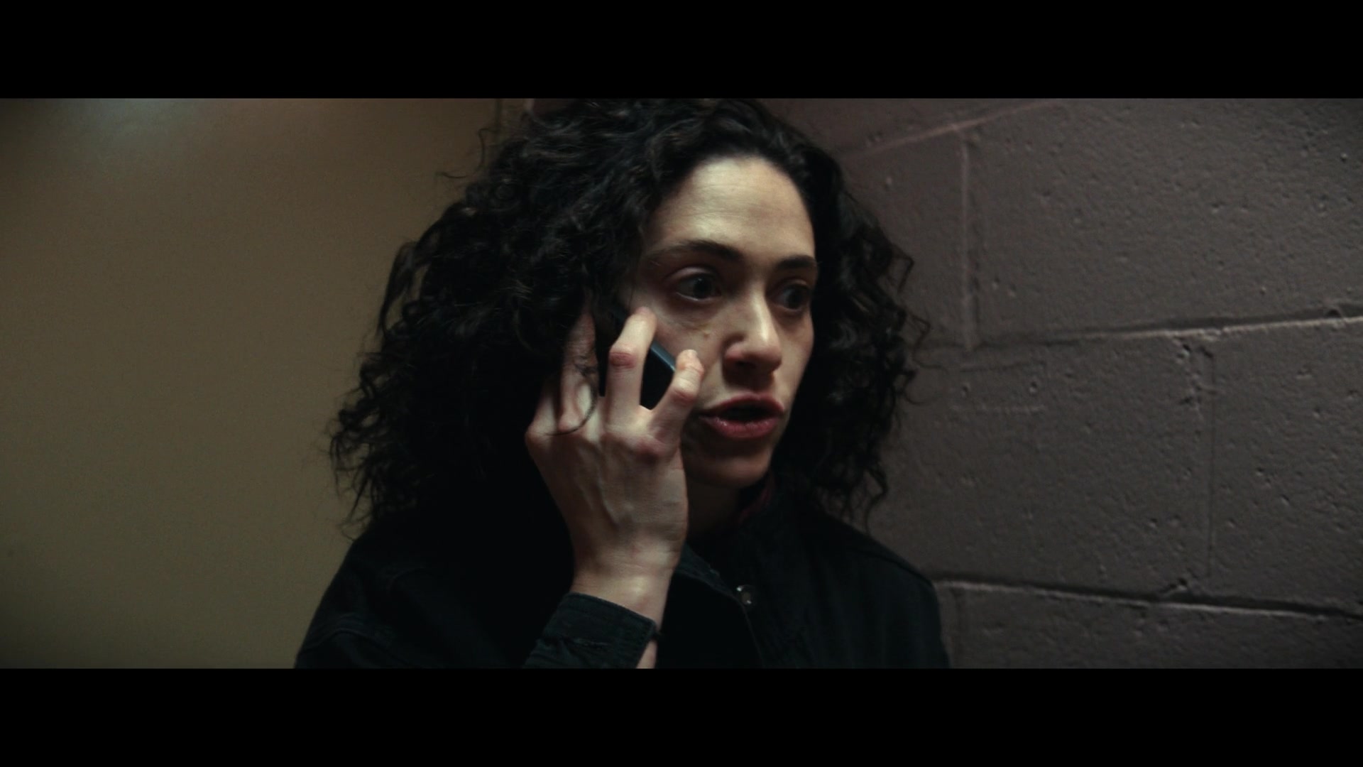 Furious_S01E06_They_Make_a_Noise_Like_Feathers_1080p_ERW_001005.jpg