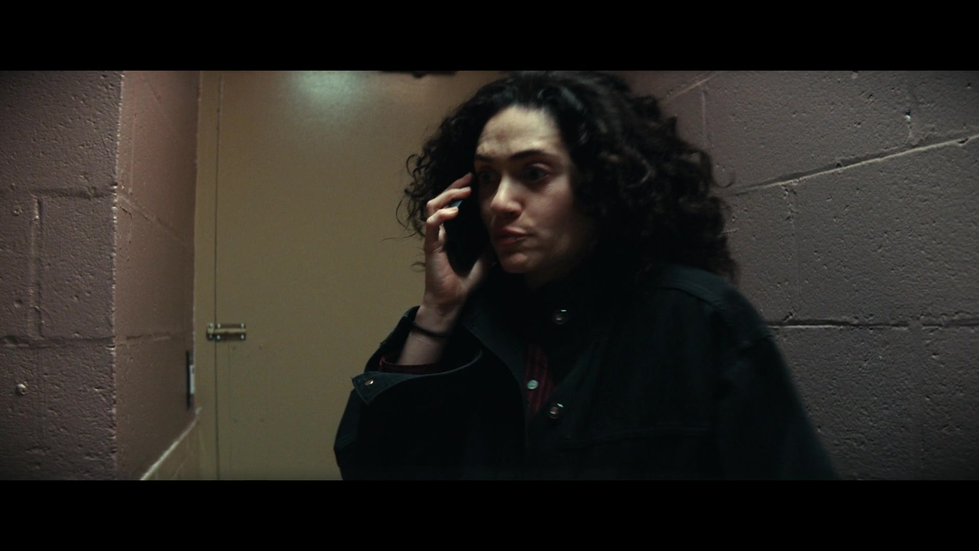 Furious_S01E06_They_Make_a_Noise_Like_Feathers_1080p_ERW_001041.jpg