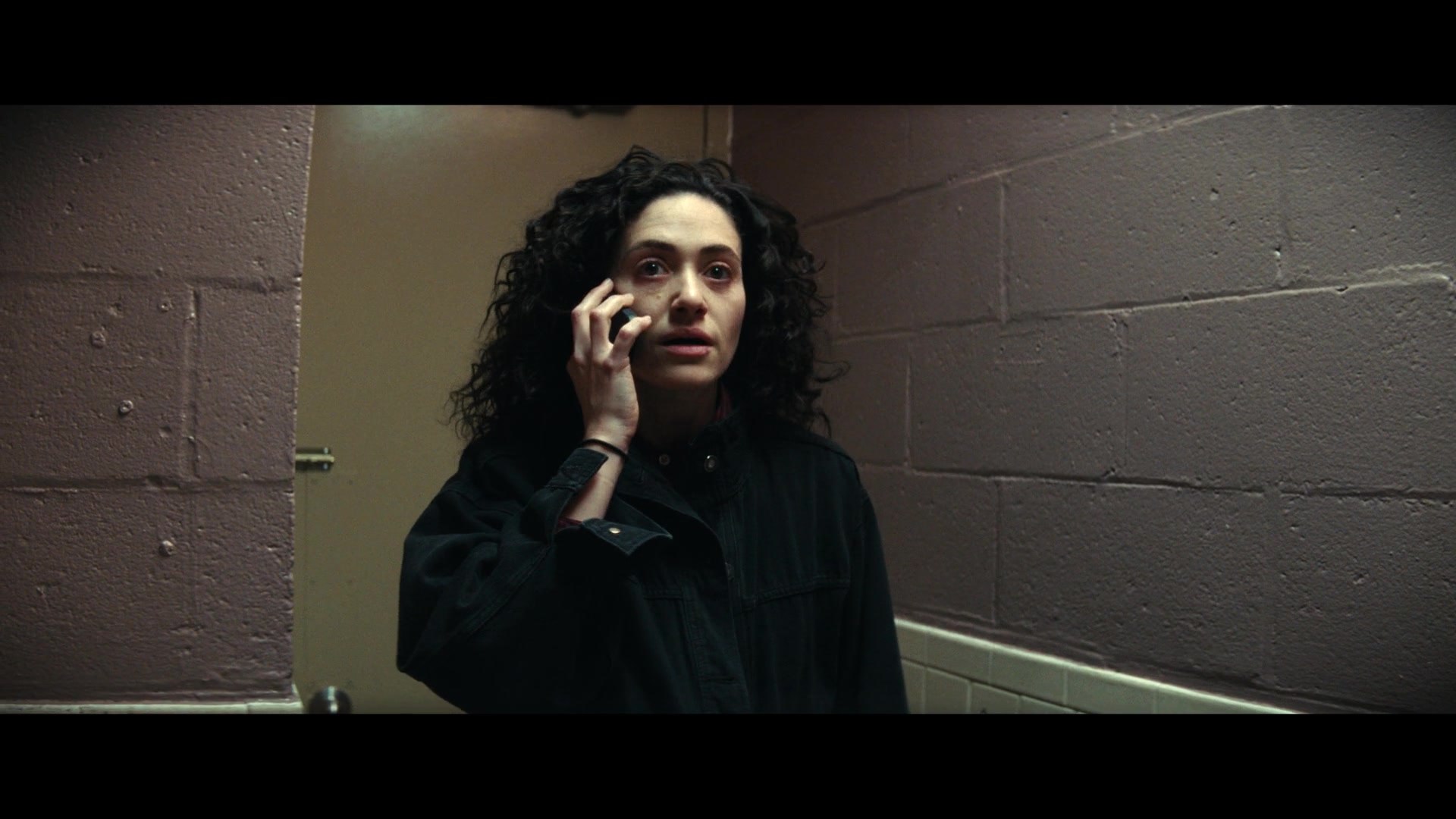 Furious_S01E06_They_Make_a_Noise_Like_Feathers_1080p_ERW_001088.jpg