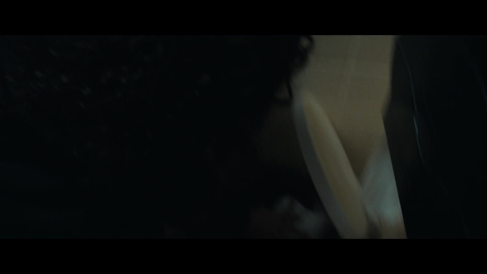 Furious_S01E06_They_Make_a_Noise_Like_Feathers_1080p_ERW_001133.jpg