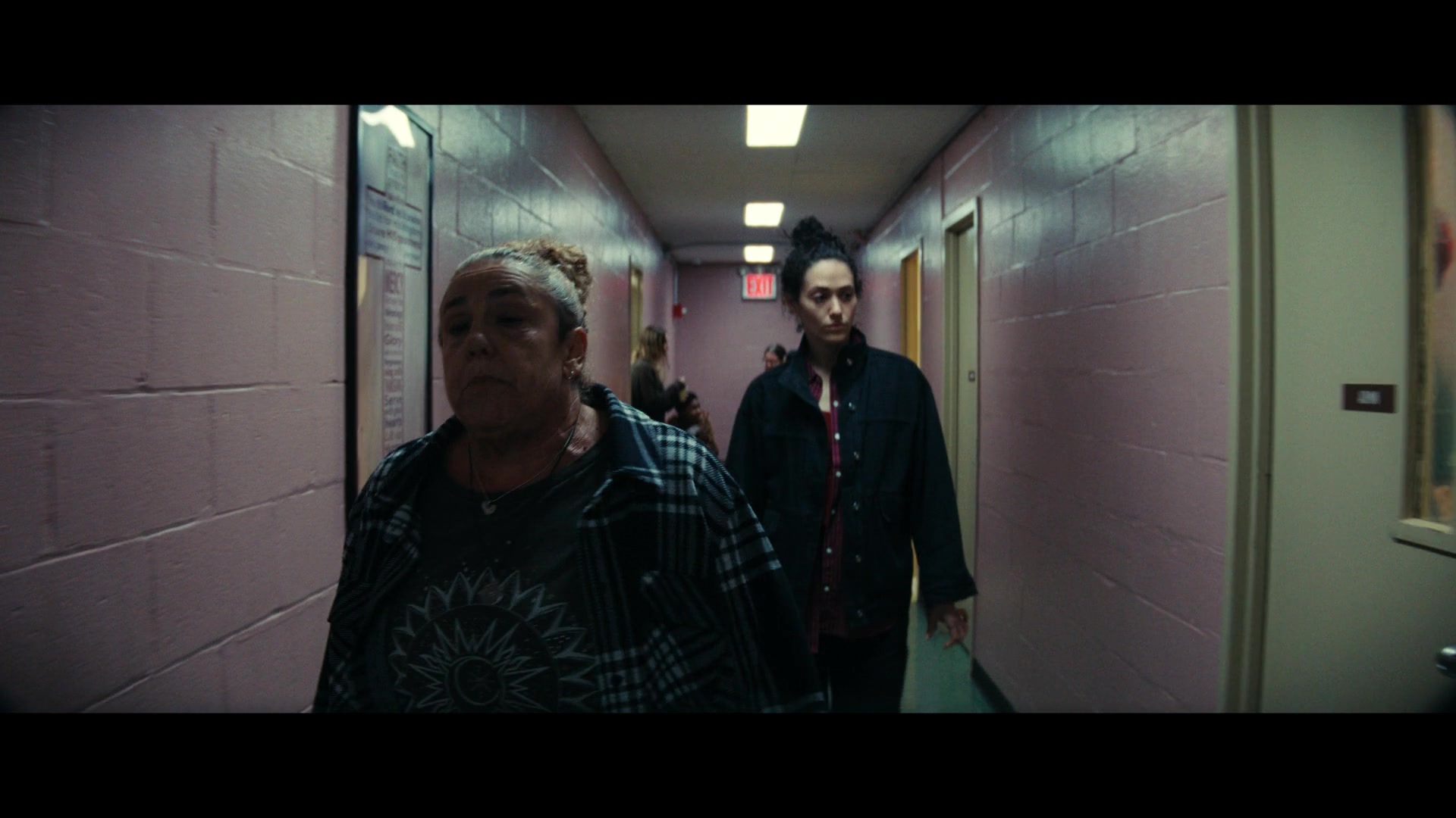 Furious_S01E06_They_Make_a_Noise_Like_Feathers_1080p_ERW_001797.jpg