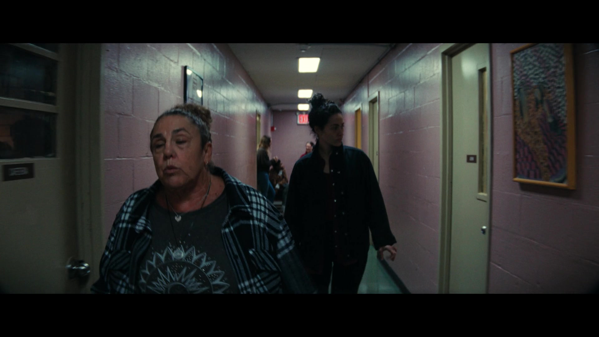 Furious_S01E06_They_Make_a_Noise_Like_Feathers_1080p_ERW_001799.jpg