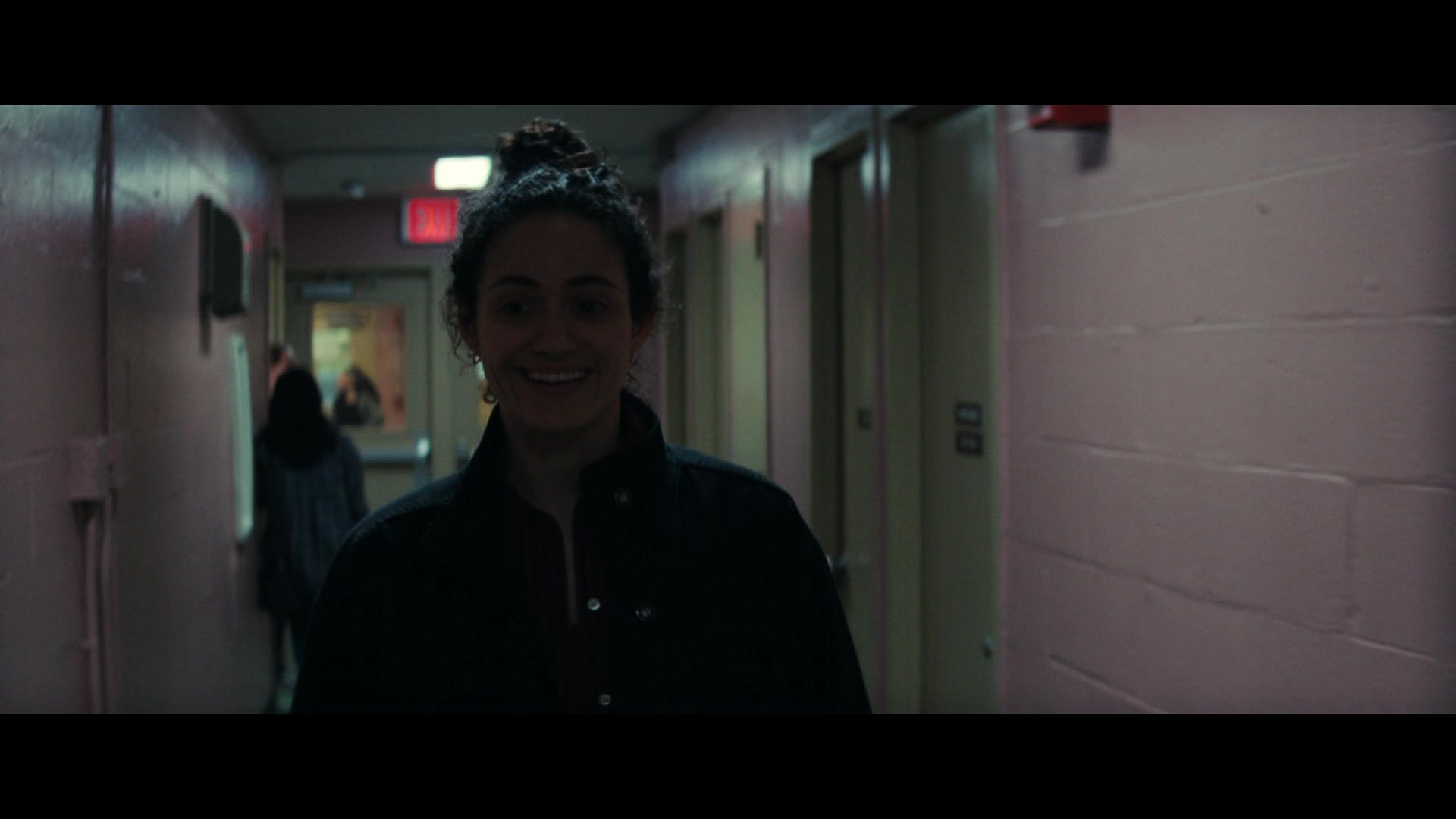 Furious_S01E06_They_Make_a_Noise_Like_Feathers_1080p_ERW_001826.jpg