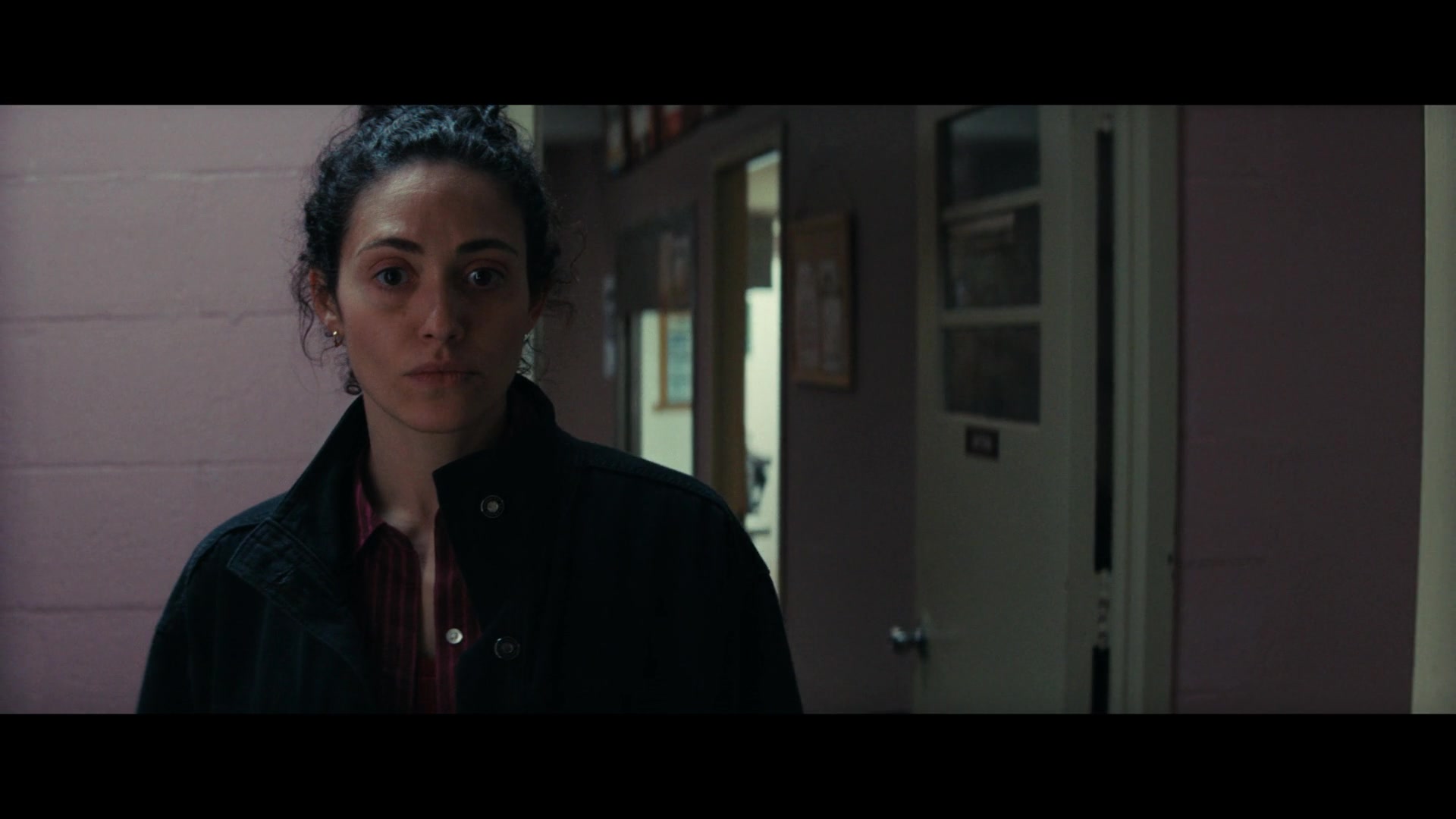 Furious_S01E06_They_Make_a_Noise_Like_Feathers_1080p_ERW_001848.jpg