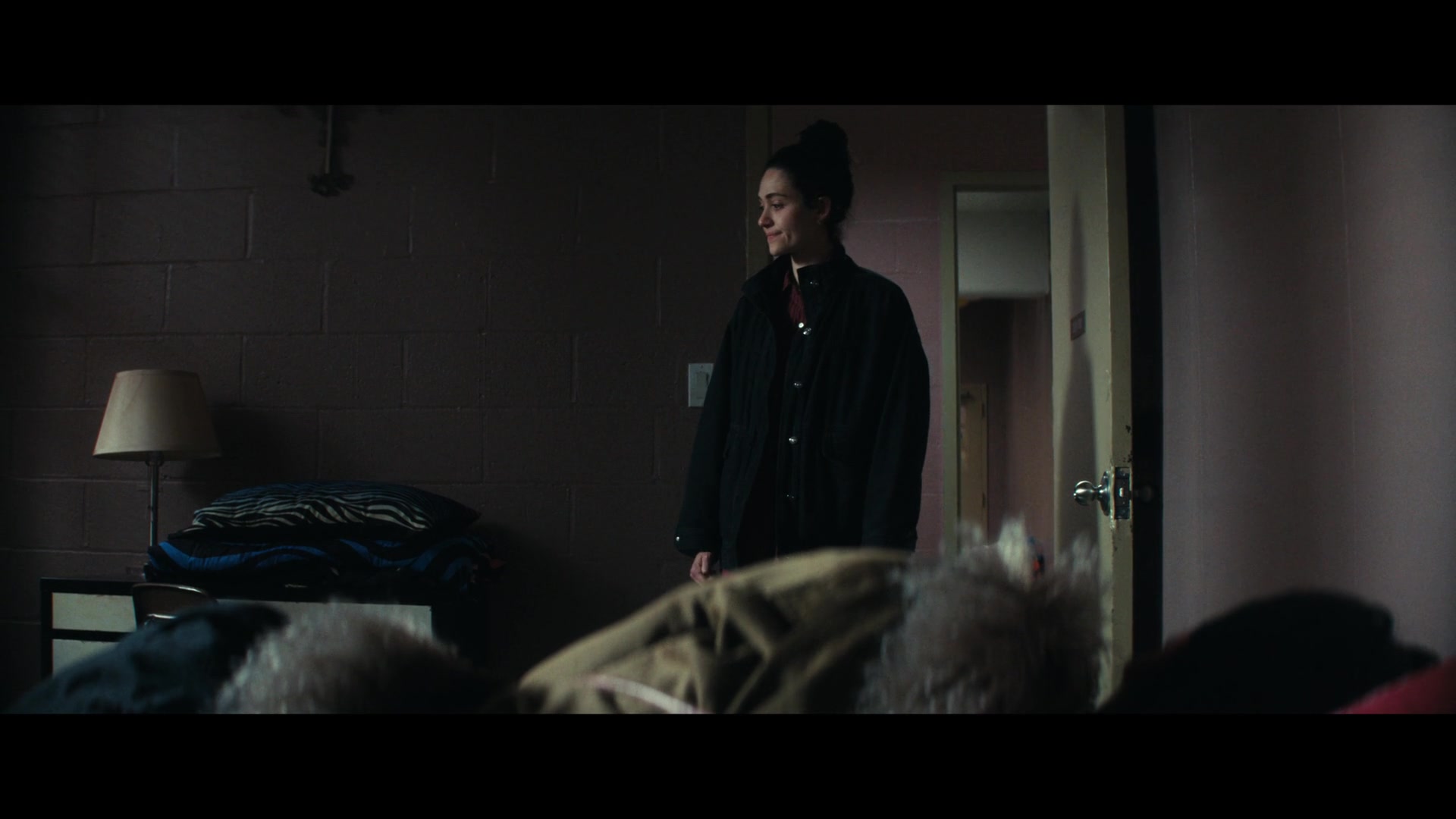 Furious_S01E06_They_Make_a_Noise_Like_Feathers_1080p_ERW_001887.jpg