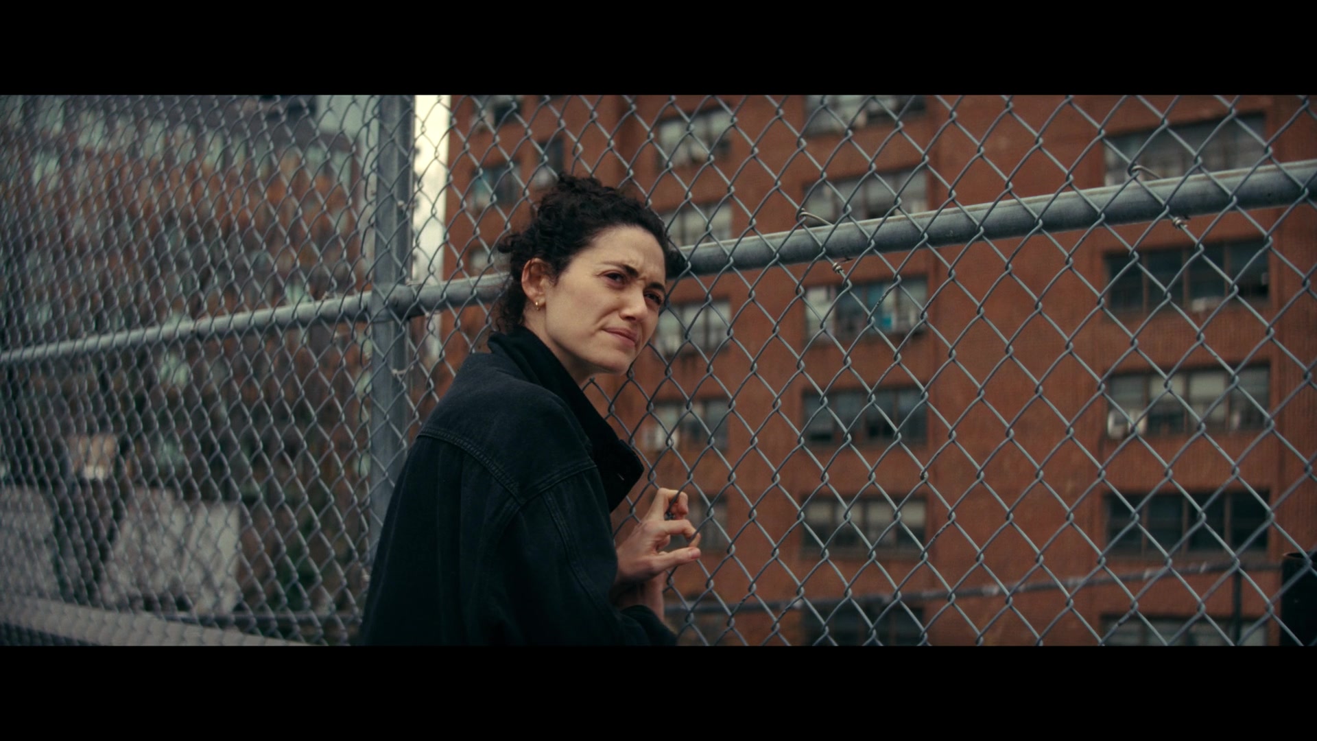 Furious_S01E06_They_Make_a_Noise_Like_Feathers_1080p_ERW_002473.jpg