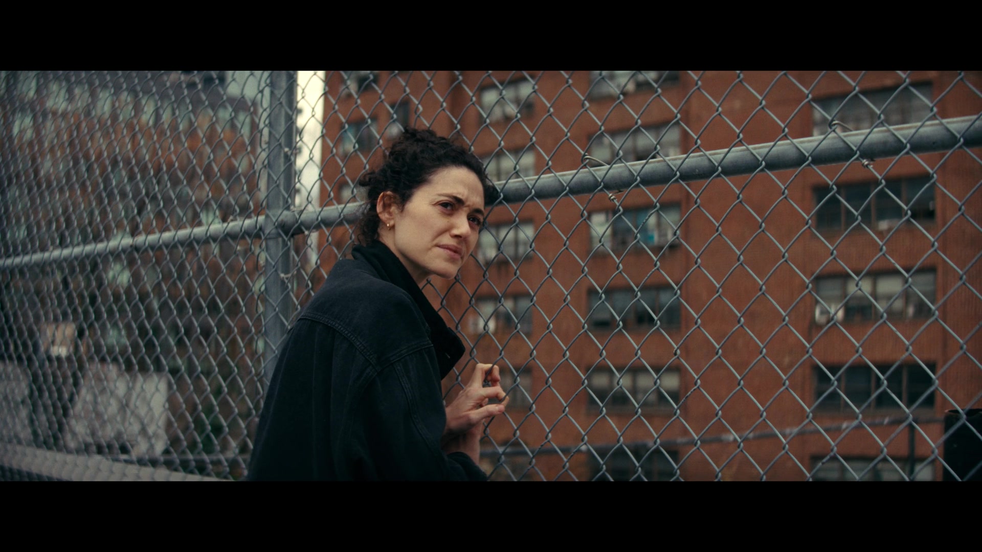 Furious_S01E06_They_Make_a_Noise_Like_Feathers_1080p_ERW_002475.jpg