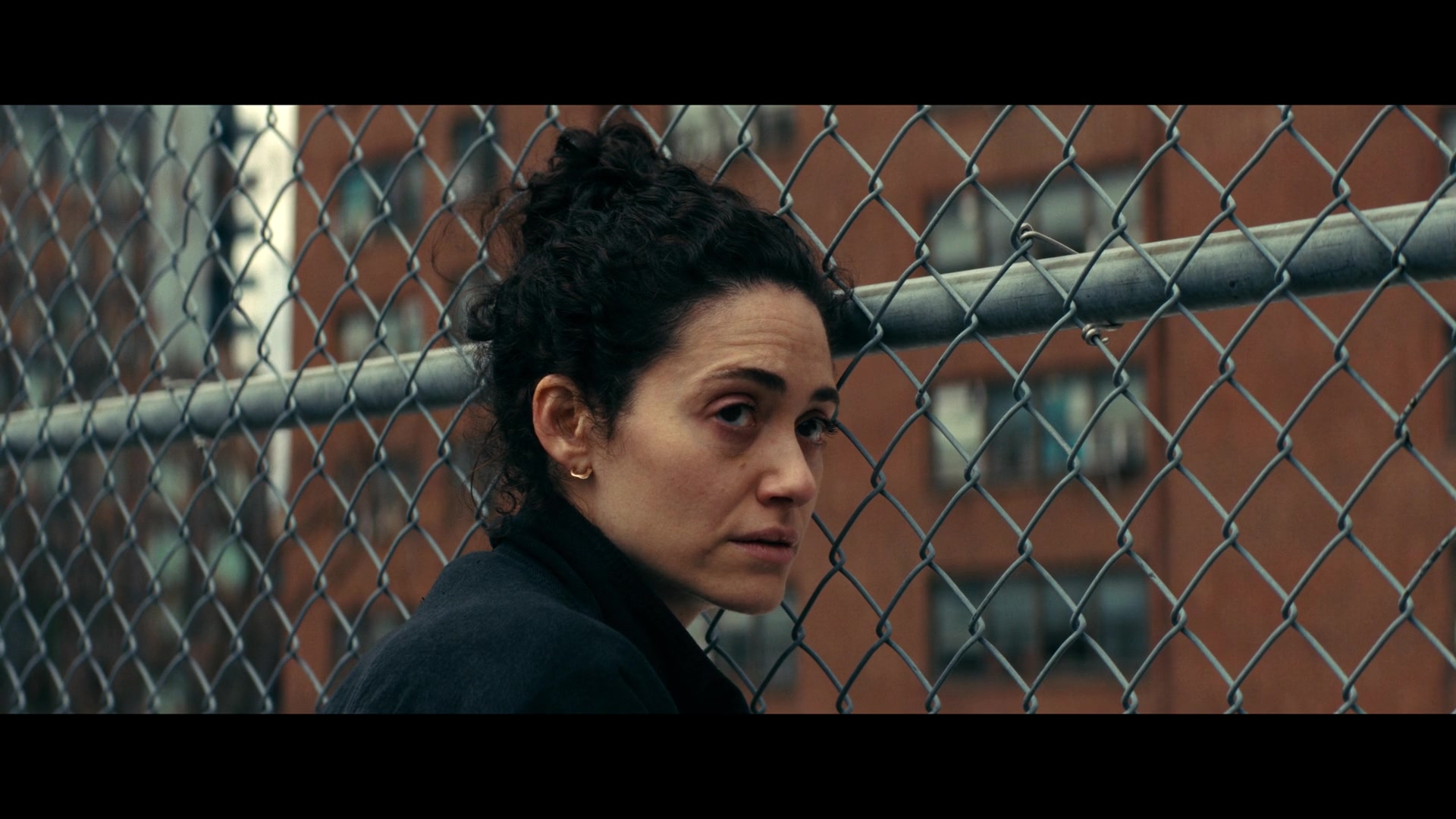 Furious_S01E06_They_Make_a_Noise_Like_Feathers_1080p_ERW_002511.jpg