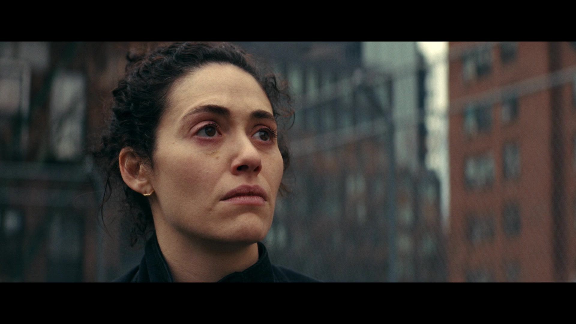 Furious_S01E06_They_Make_a_Noise_Like_Feathers_1080p_ERW_002563.jpg