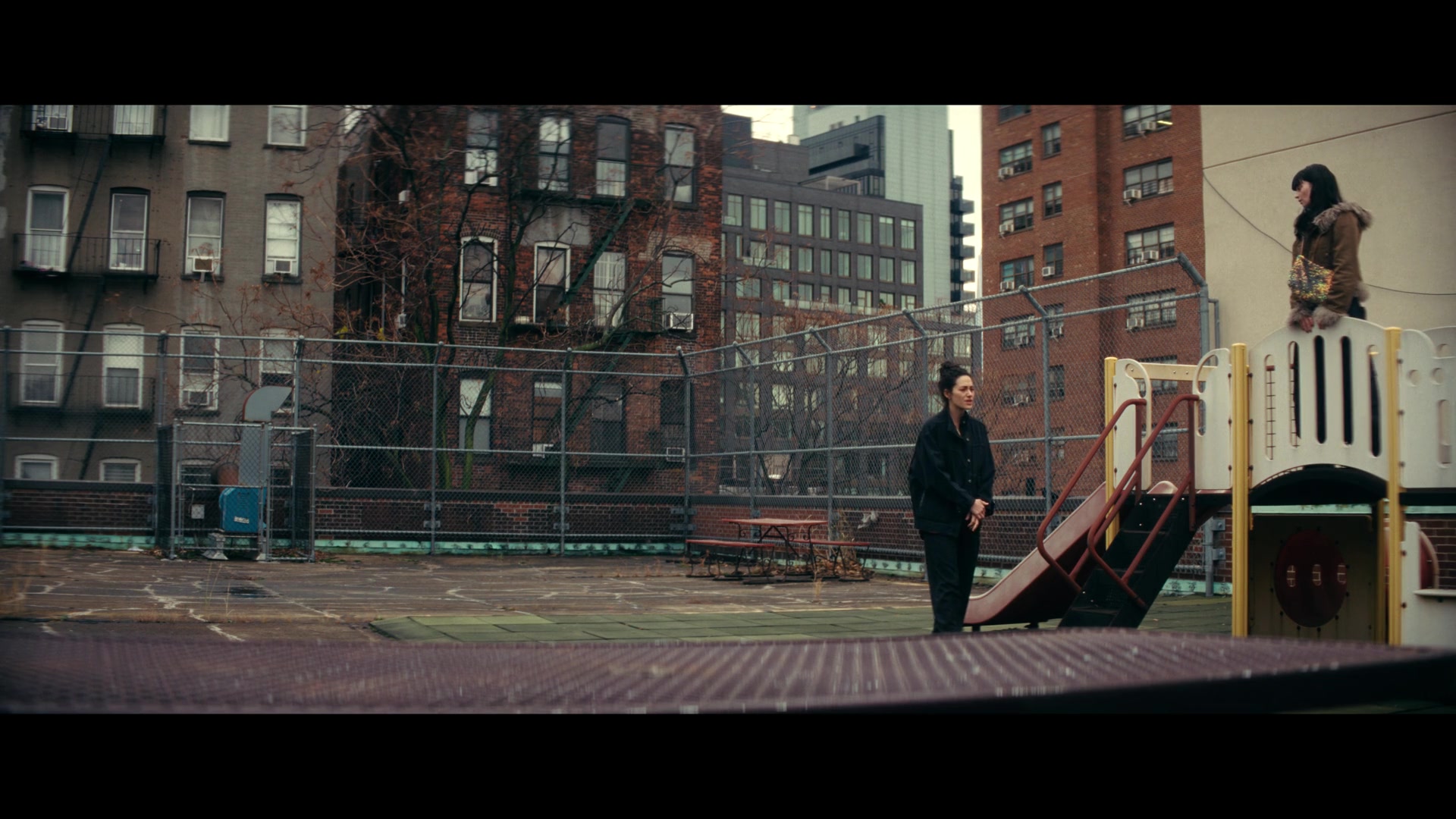 Furious_S01E06_They_Make_a_Noise_Like_Feathers_1080p_ERW_002685.jpg