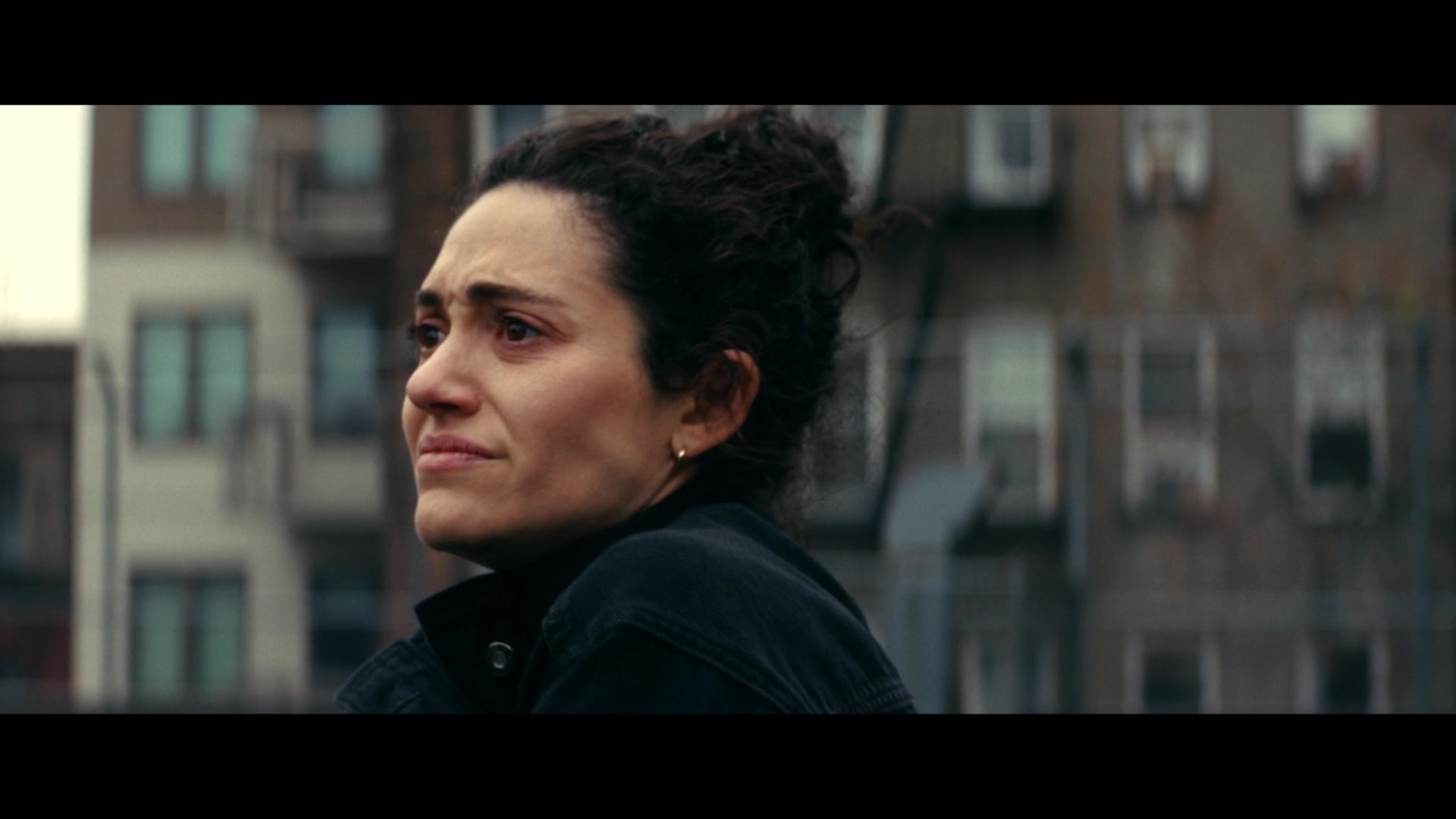 Furious_S01E06_They_Make_a_Noise_Like_Feathers_1080p_ERW_002730.jpg